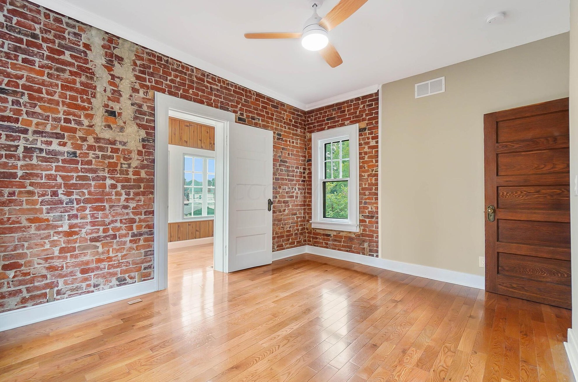 716 Wilson Ave, Columbus OH 43205-2844 exterior