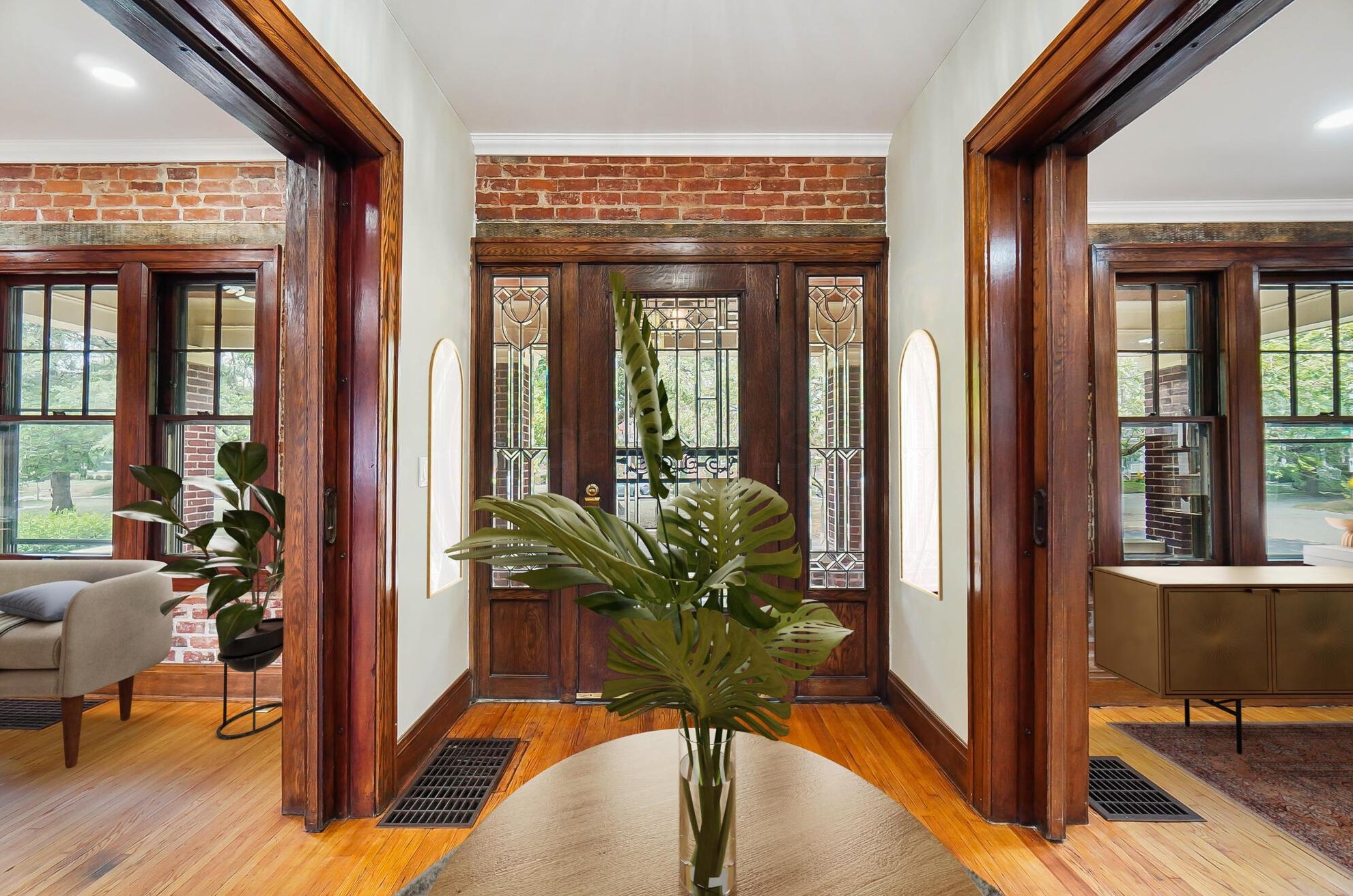 716 Wilson Ave, Columbus OH 43205-2844 exterior