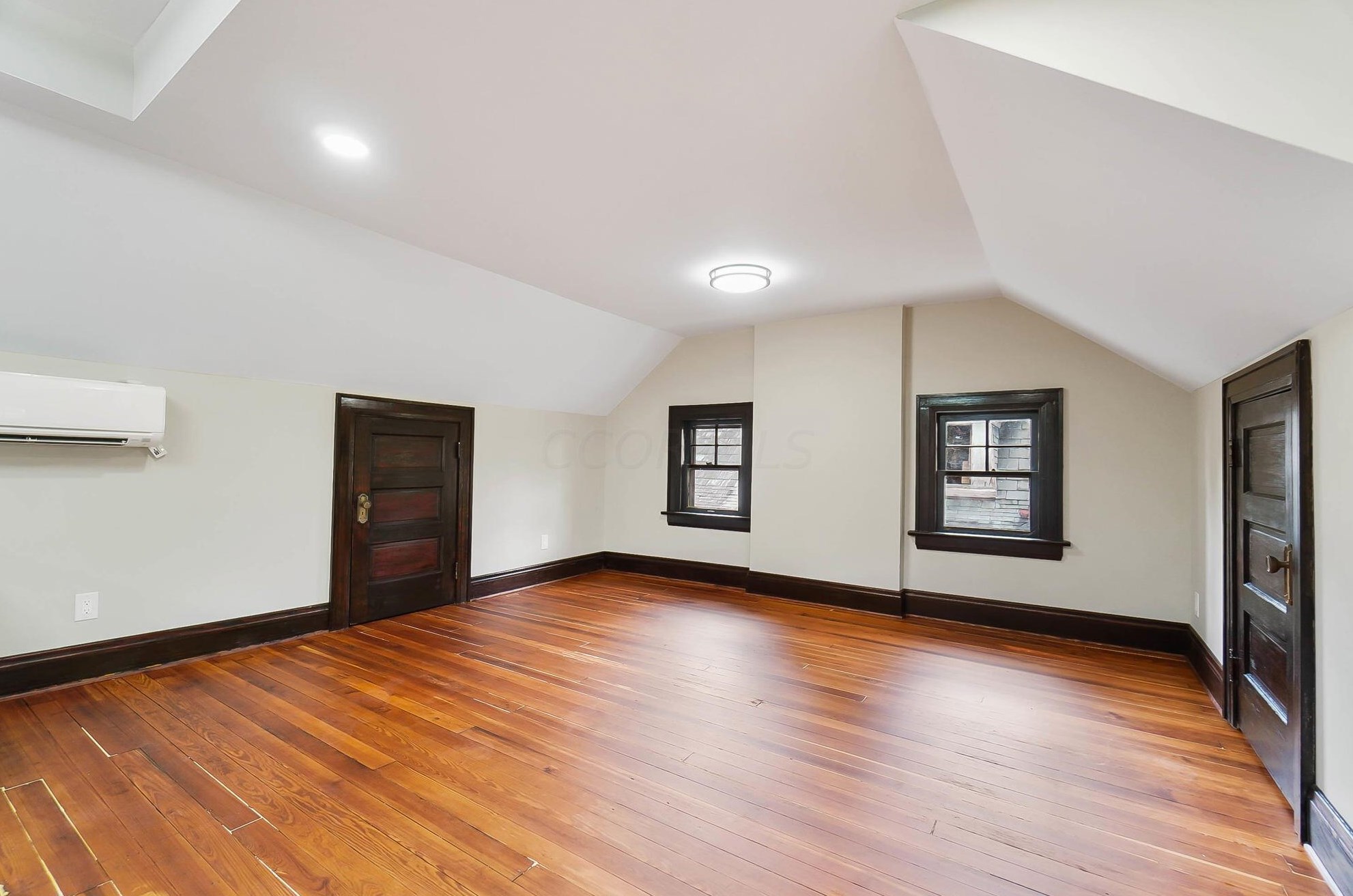 716 Wilson Ave, Columbus OH 43205-2844 exterior