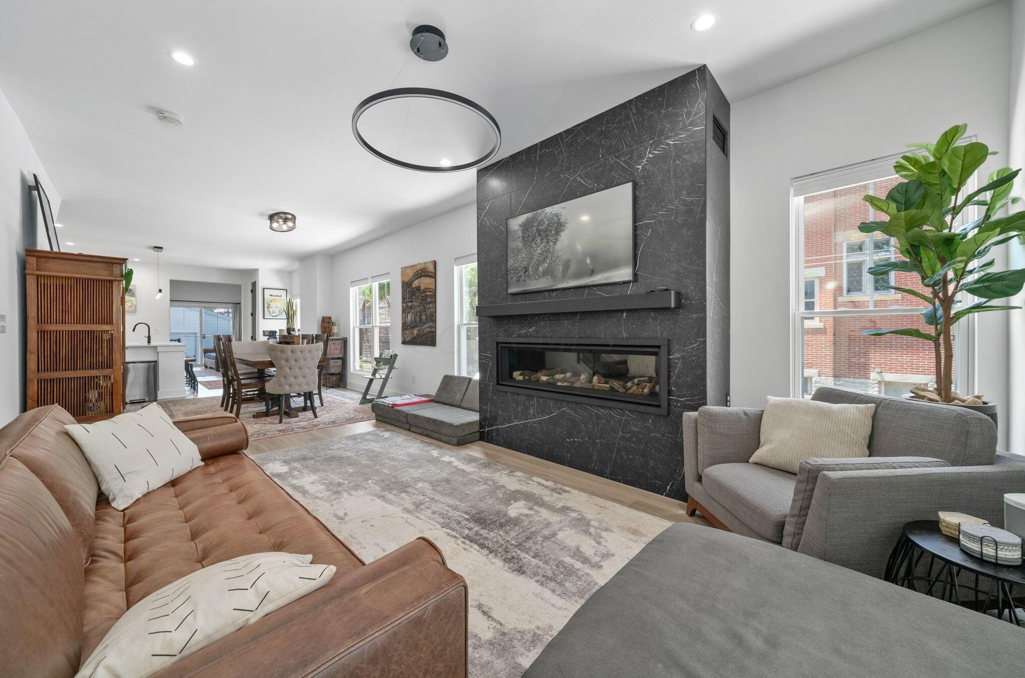 941 Franklin Ave, Columbus OH 43205-1225 exterior