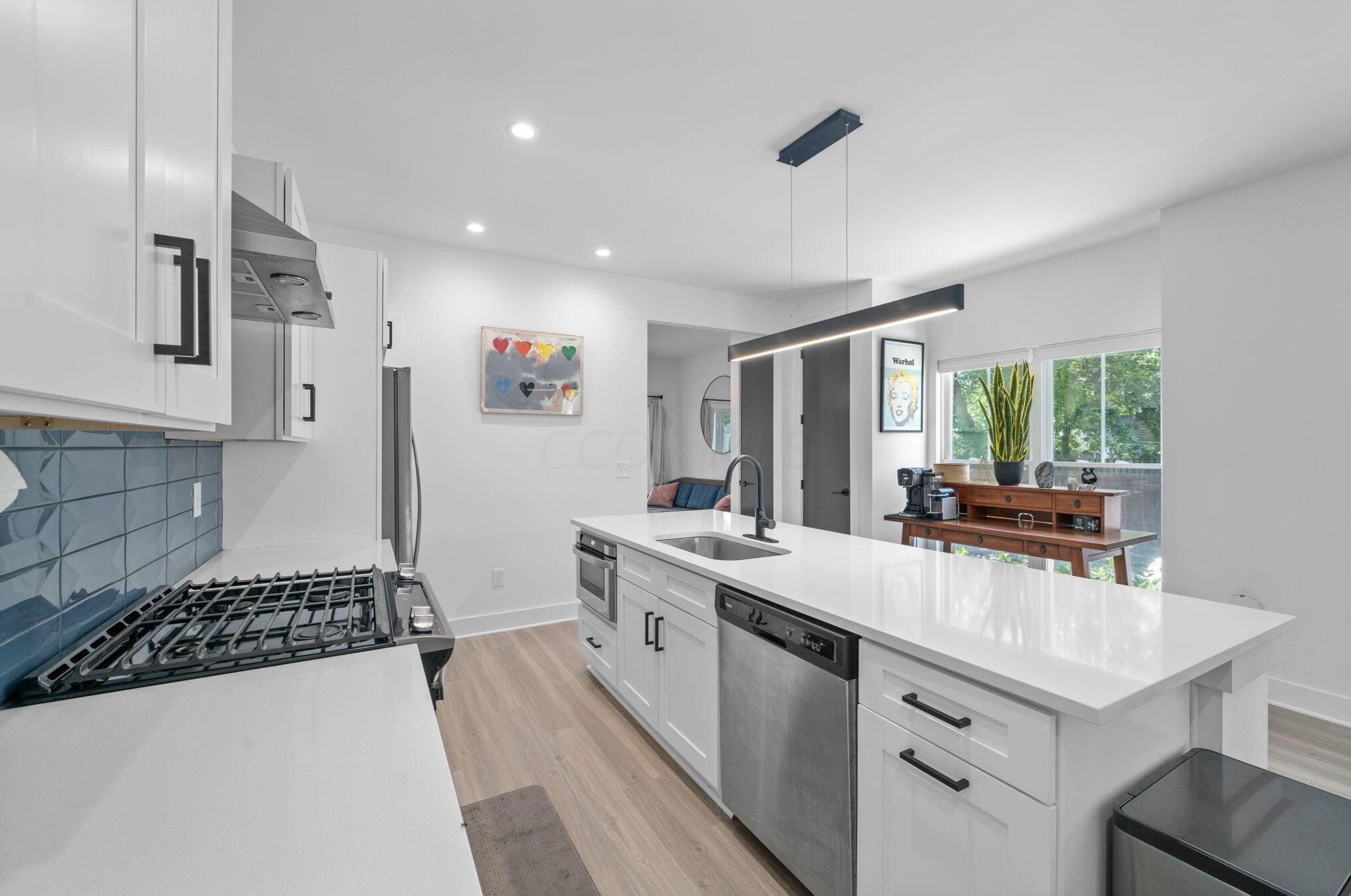 941 Franklin Ave, Columbus OH 43205-1225 exterior