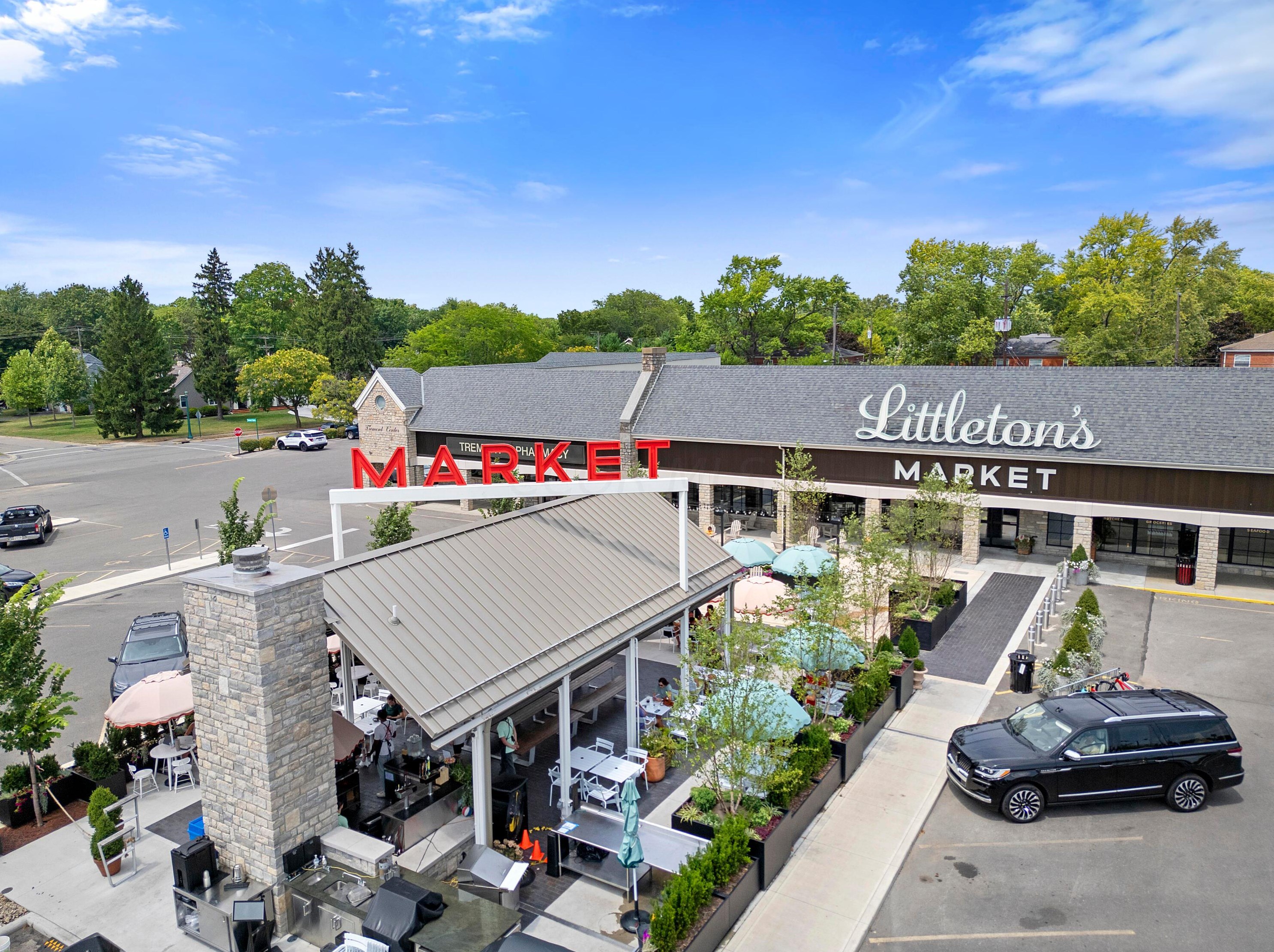 1455 Ashdowne Rd, Columbus OH 43221-3901 exterior