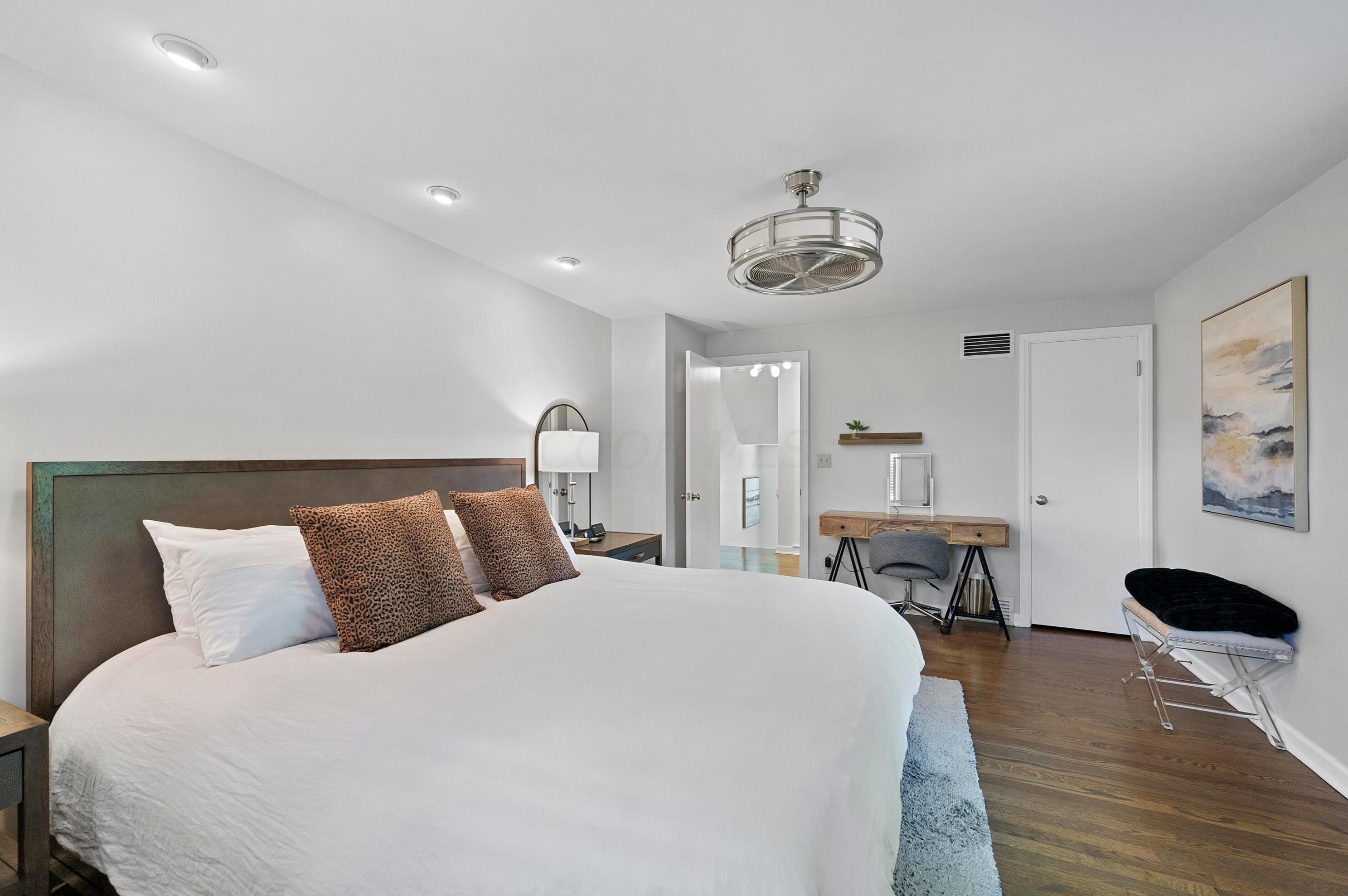 1455 Ashdowne Rd, Columbus OH 43221-3901 exterior