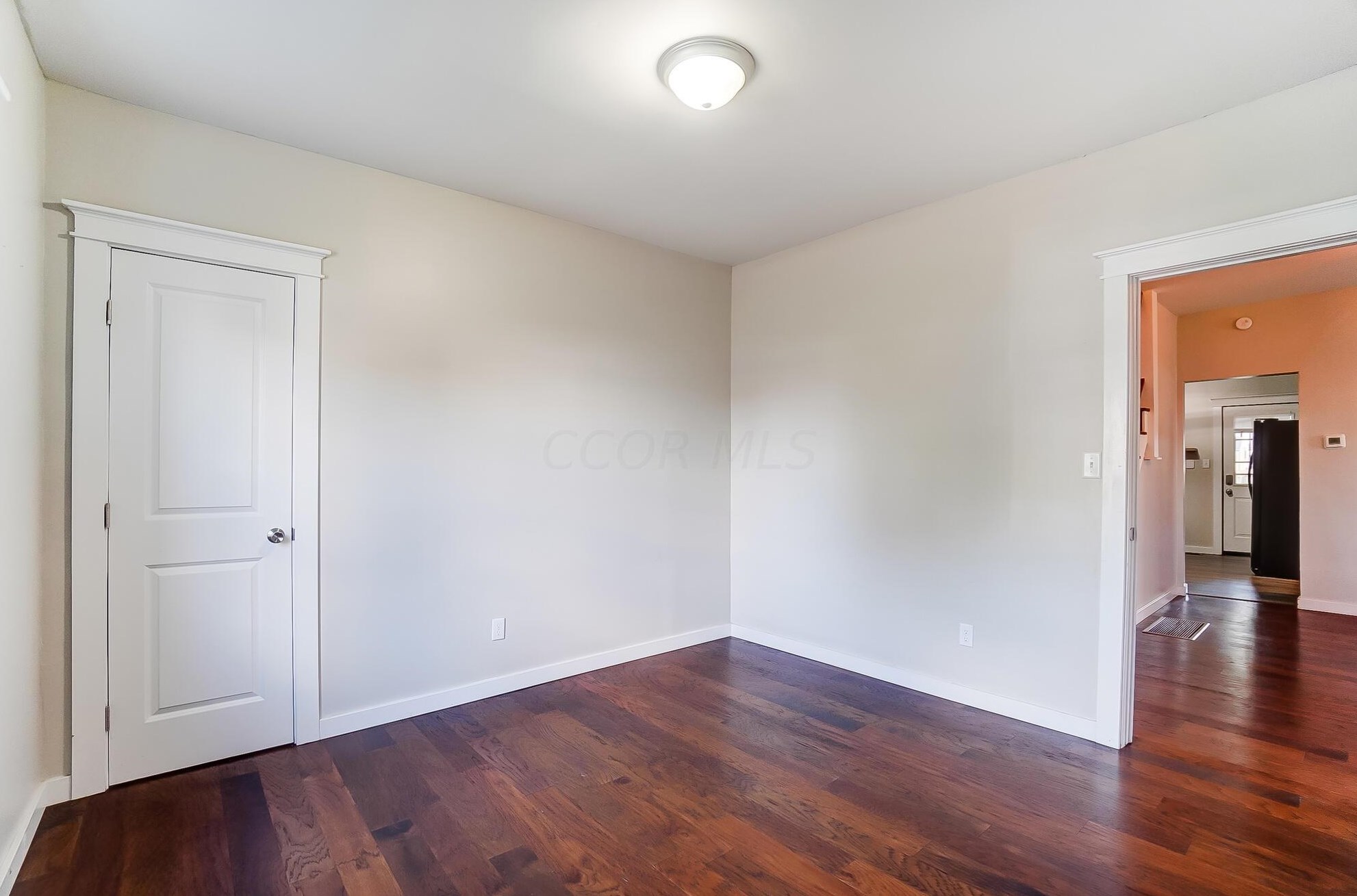 33 Princeton Ave, Columbus OH 43222-1149 exterior