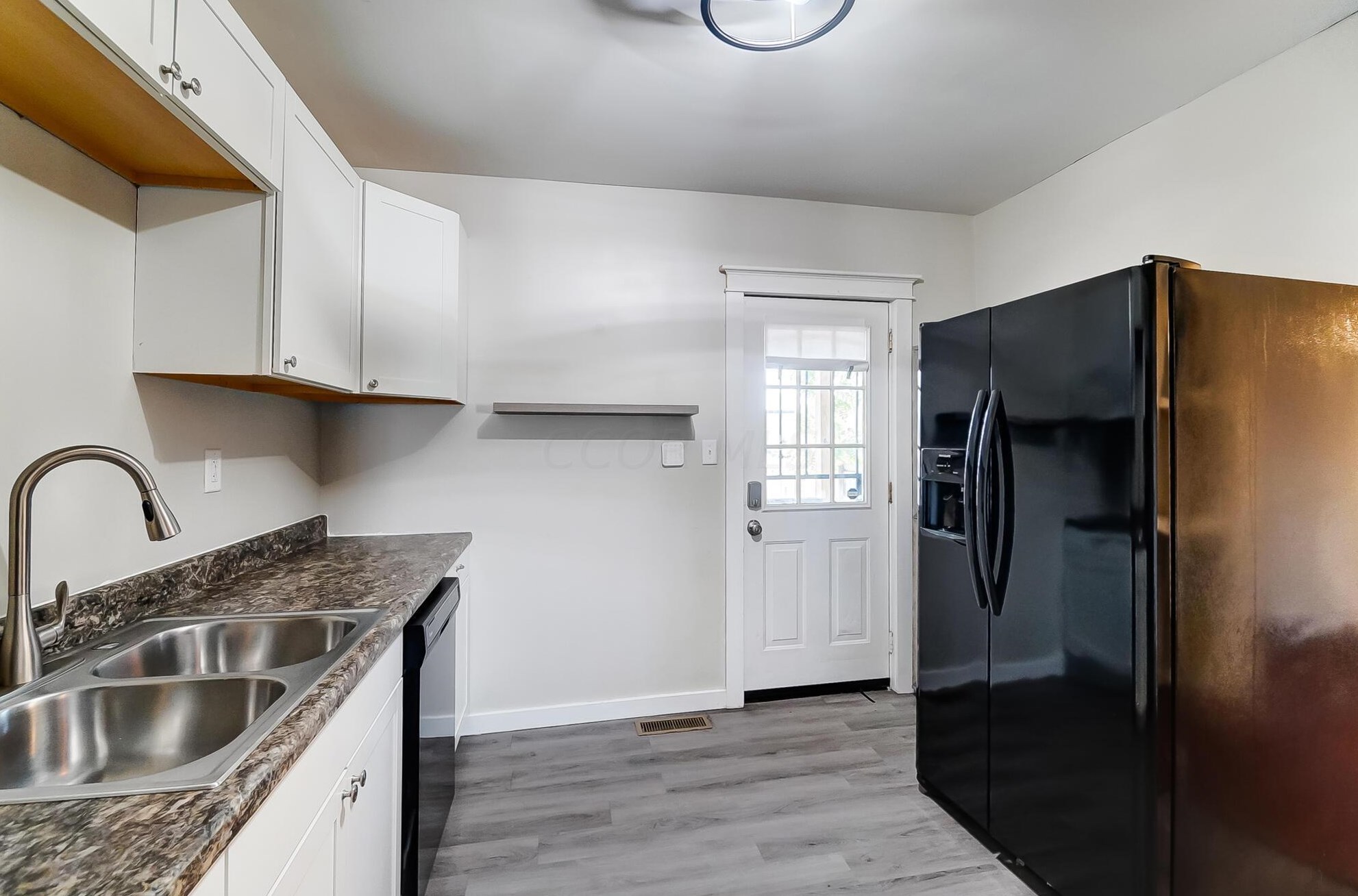 33 Princeton Ave, Columbus OH 43222-1149 exterior