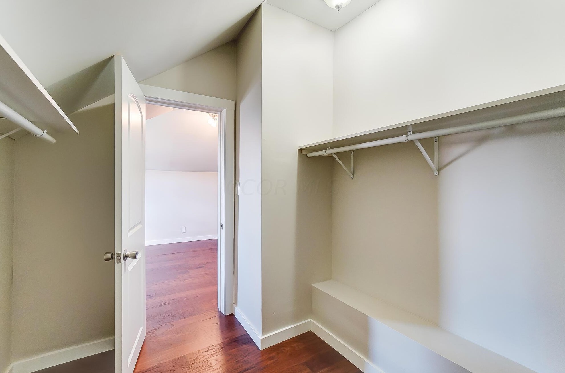 33 Princeton Ave, Columbus OH 43222-1149 exterior