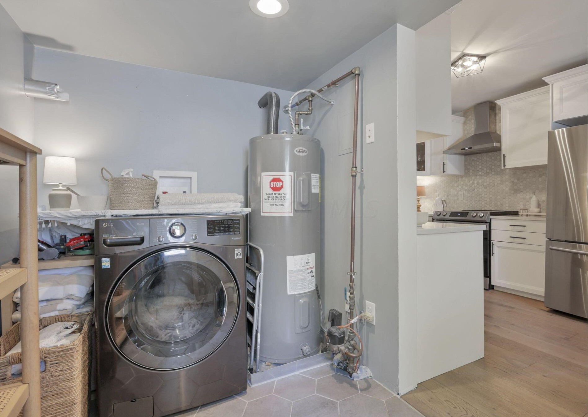 108 Pacemont Rd, Columbus OH  43202-1225 exterior