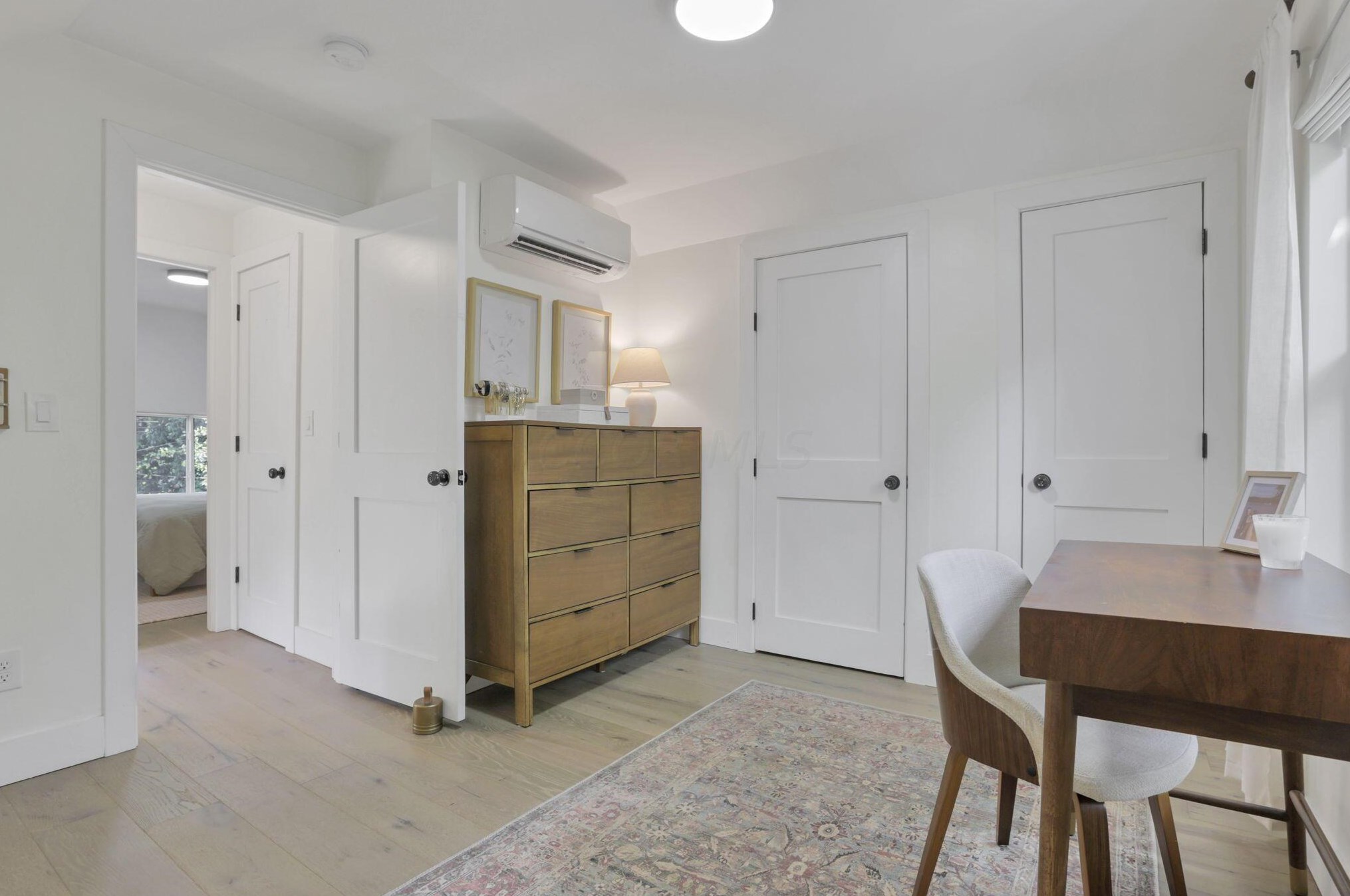 108 Pacemont Rd, Columbus OH  43202-1225 exterior