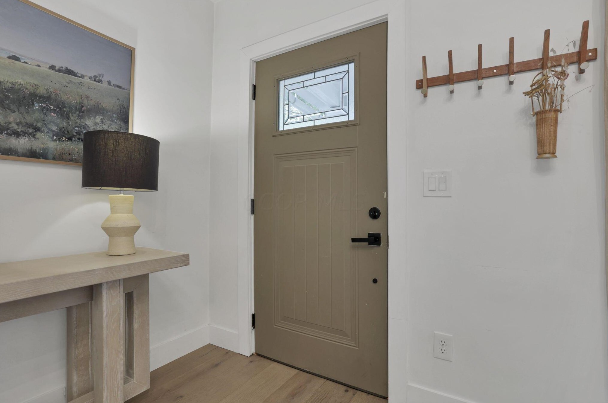 108 Pacemont Rd, Columbus OH  43202-1225 exterior