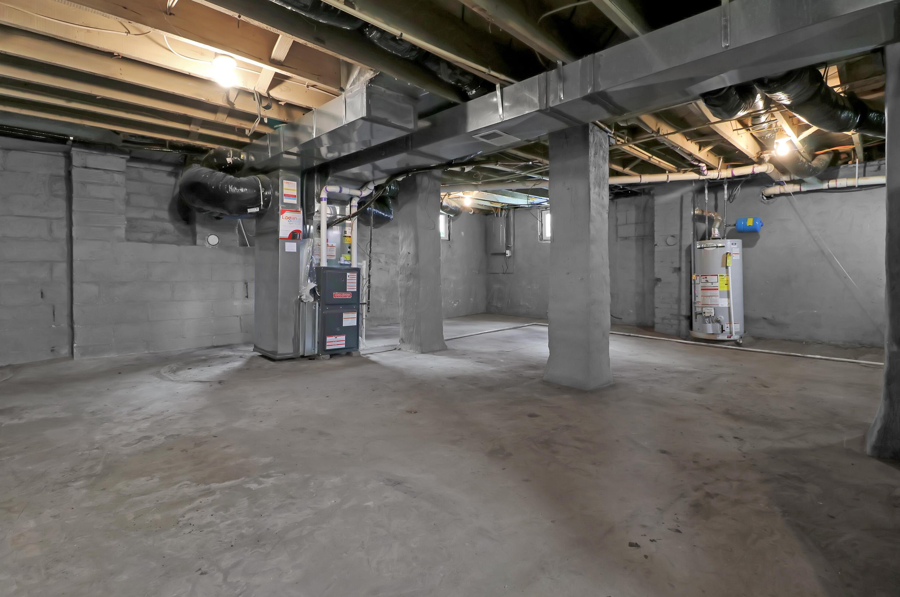 131 Eureka Ave, Columbus OH  43204-3205 exterior