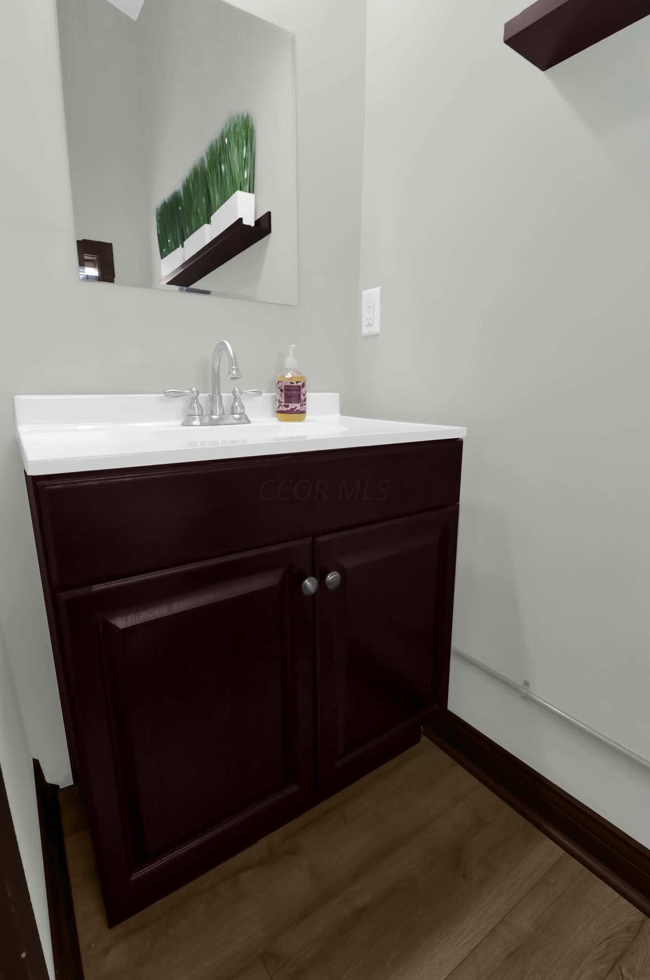 131 Eureka Ave, Columbus OH  43204-3205 exterior