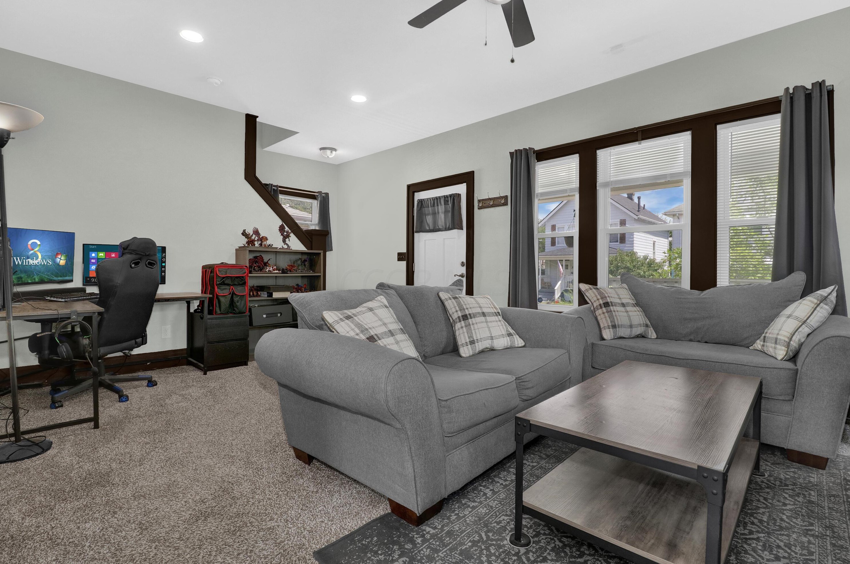 131 Eureka Ave, Columbus OH  43204-3205 exterior