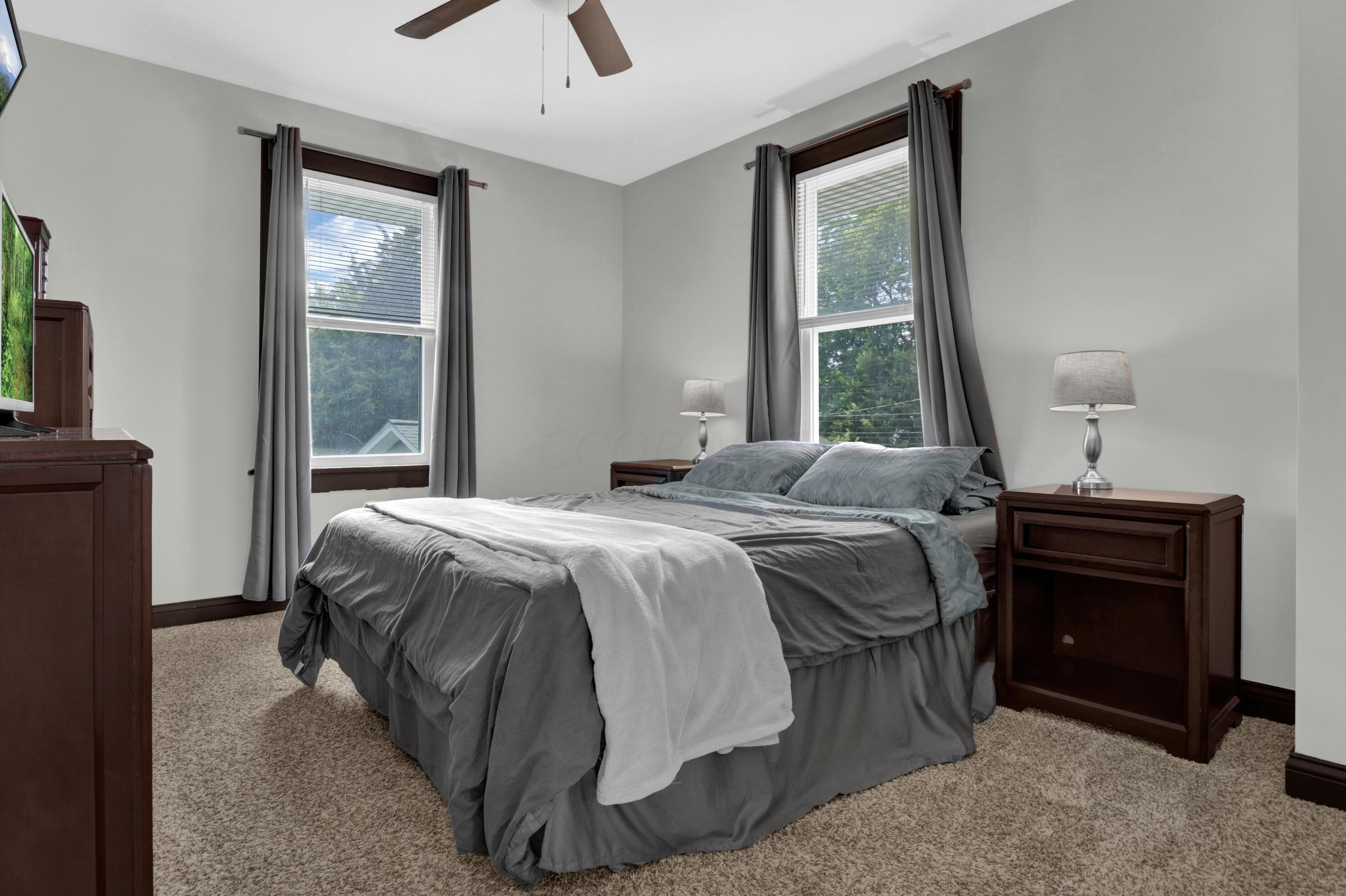 131 Eureka Ave, Columbus OH  43204-3205 exterior