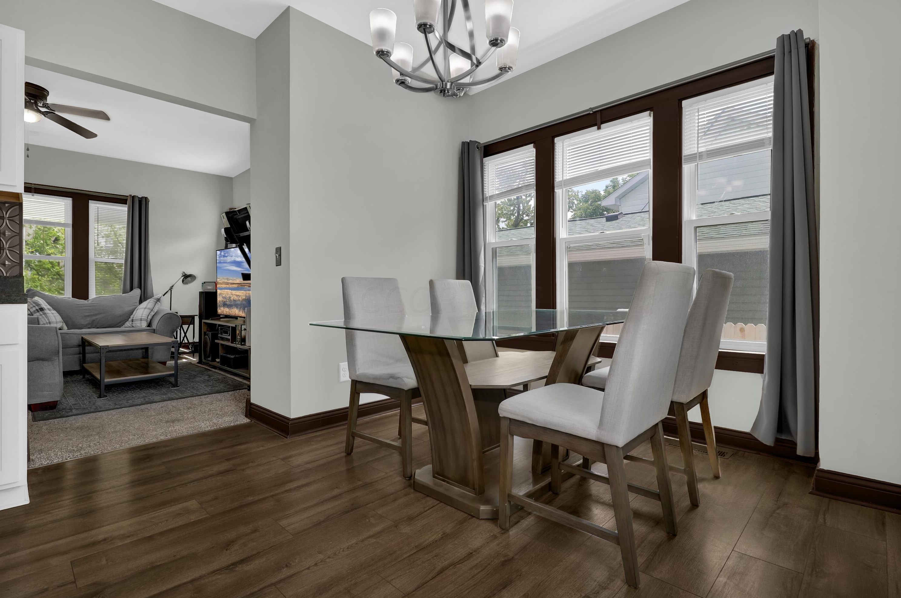 131 Eureka Ave, Columbus OH  43204-3205 exterior