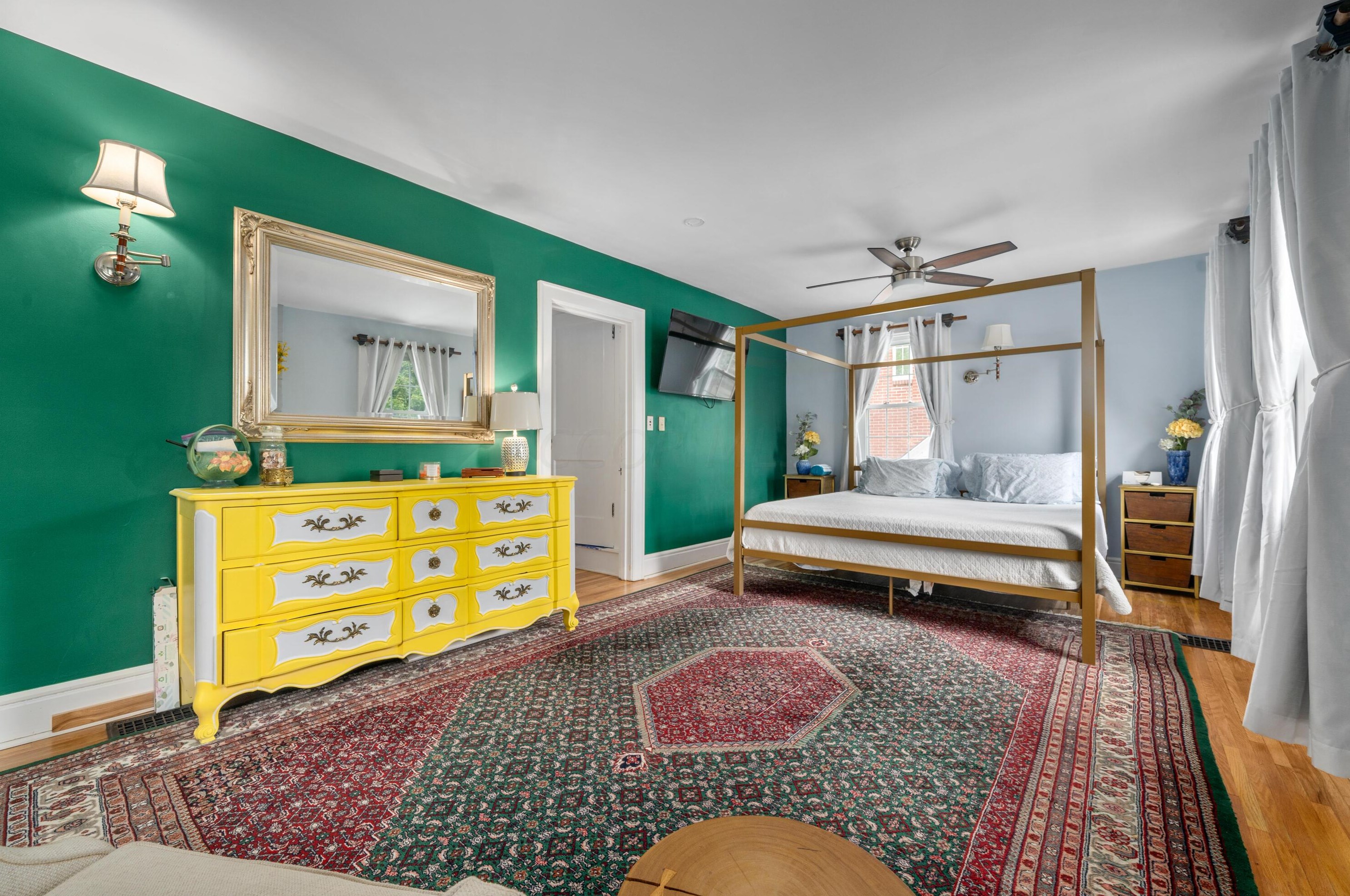 2615 Brentwood Rd, Columbus OH 43209-2218 exterior