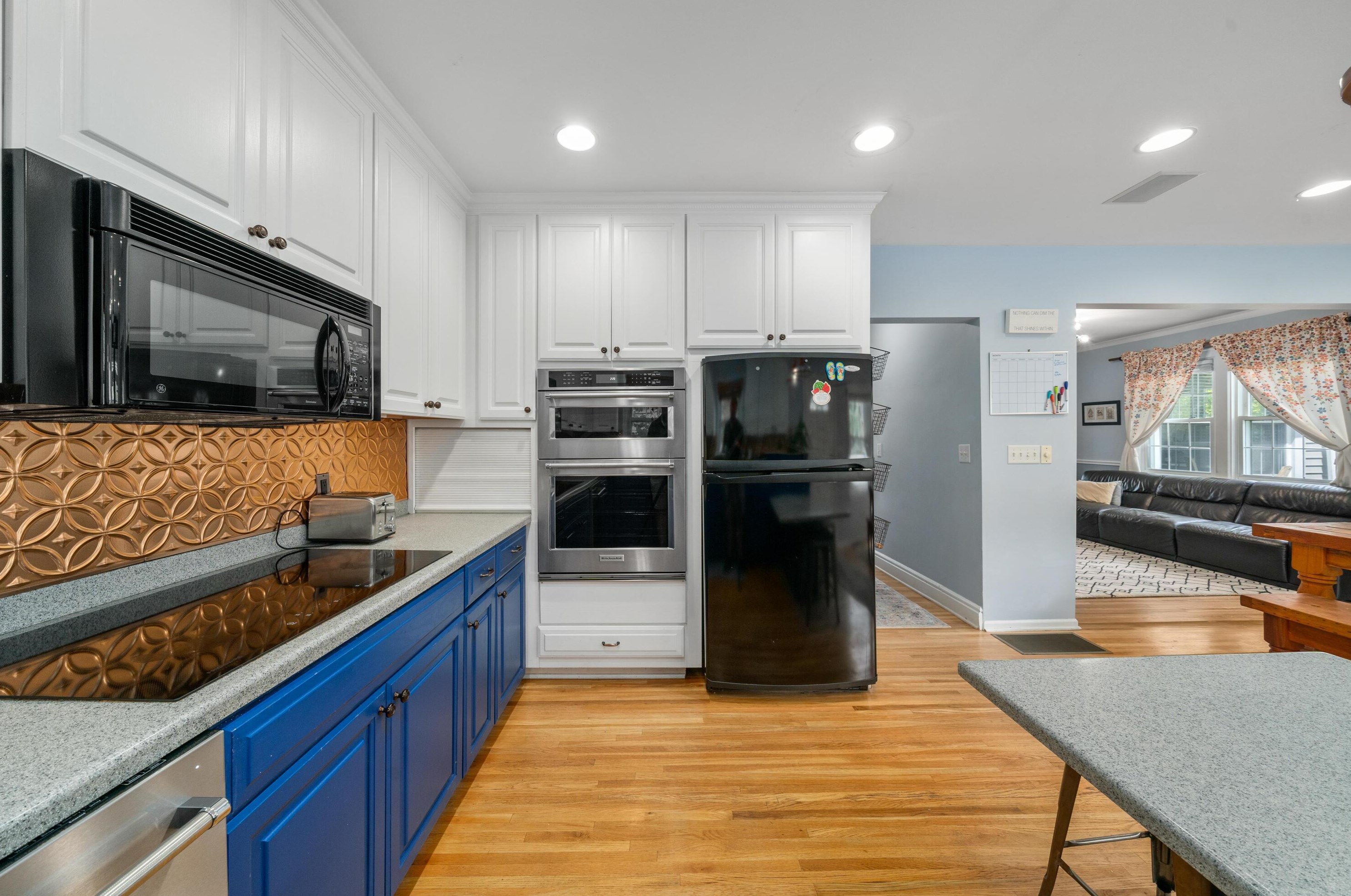 2615 Brentwood Rd, Columbus OH 43209-2218 exterior