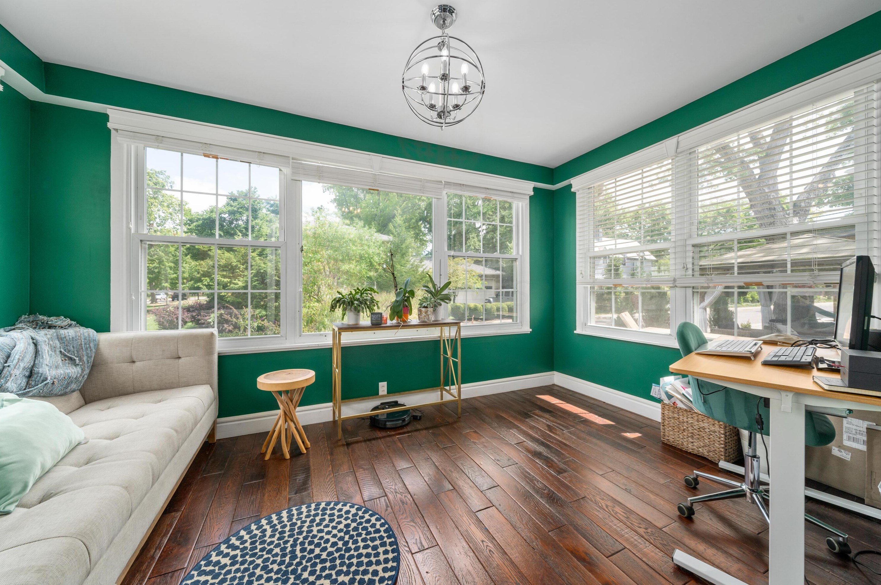 2615 Brentwood Rd, Columbus OH 43209-2218 exterior