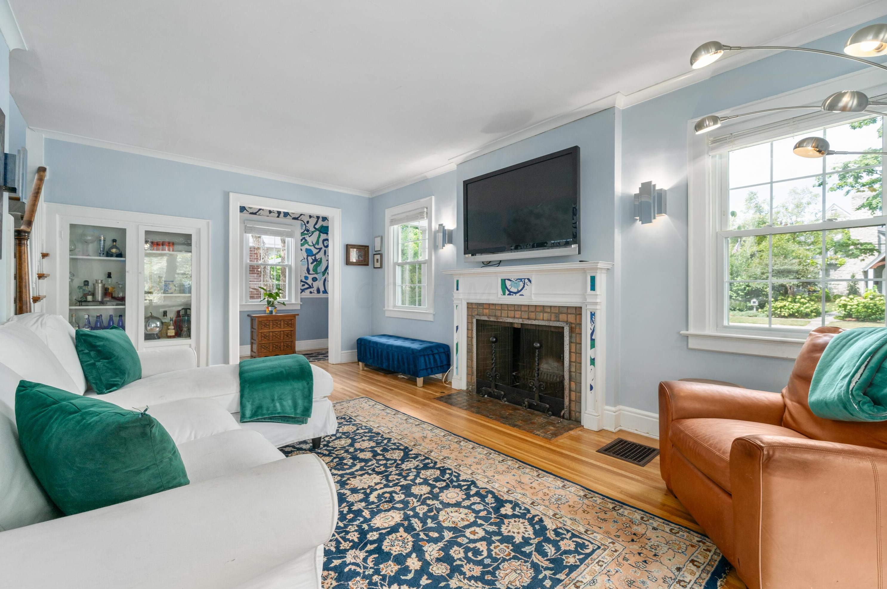 2615 Brentwood Rd, Columbus OH 43209-2218 exterior