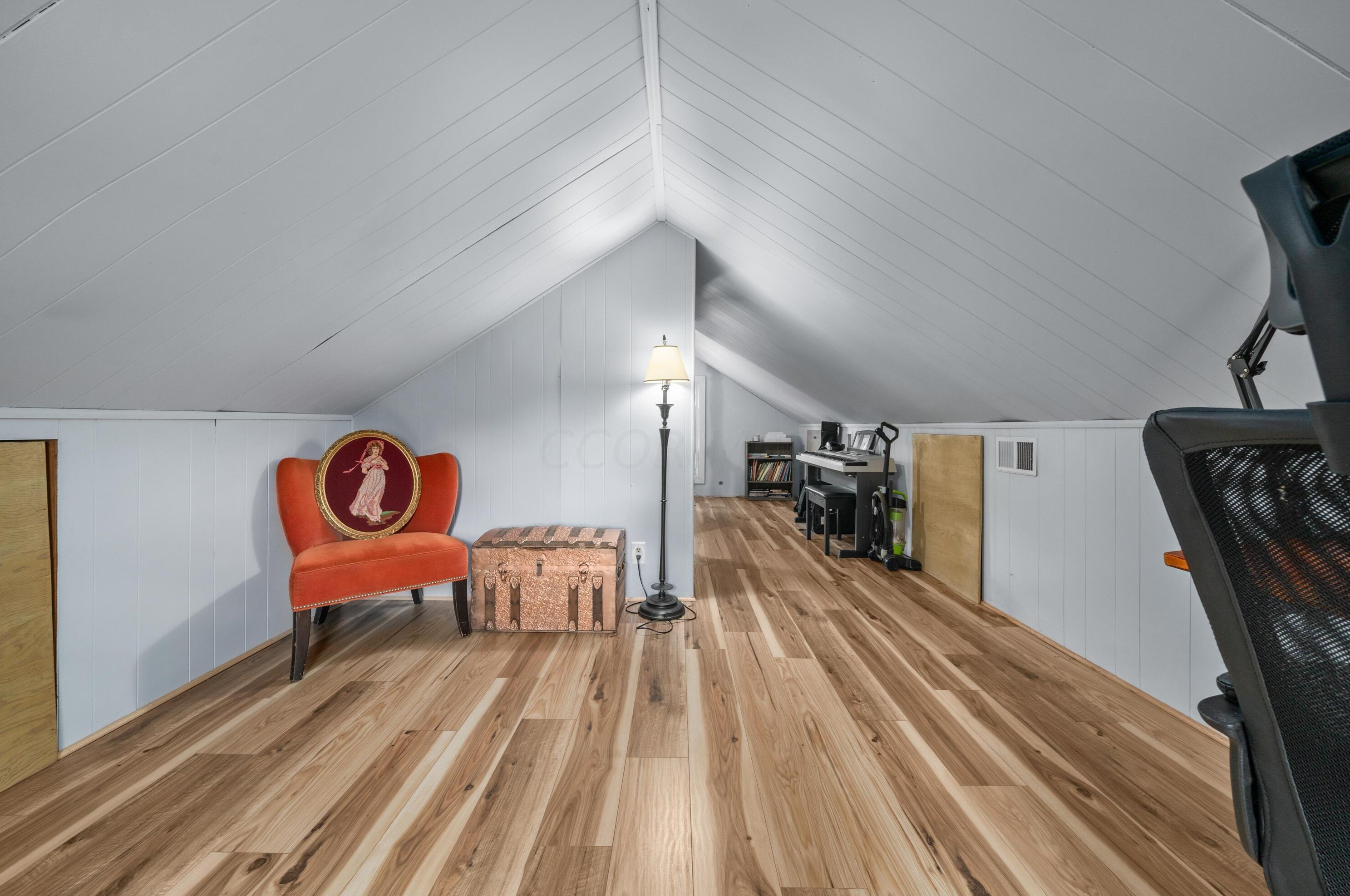 2615 Brentwood Rd, Columbus OH 43209-2218 exterior