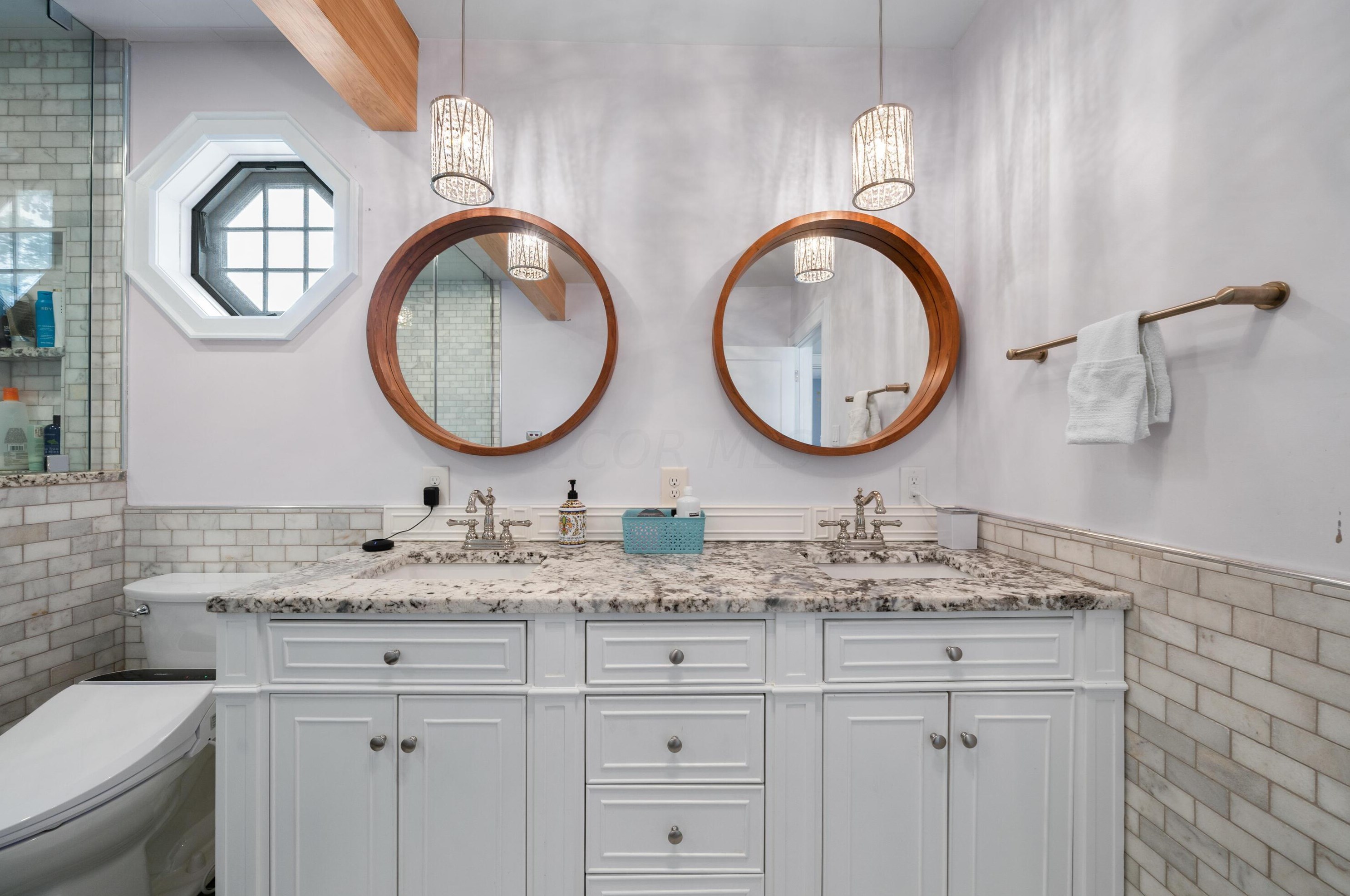 2615 Brentwood Rd, Columbus OH 43209-2218 exterior