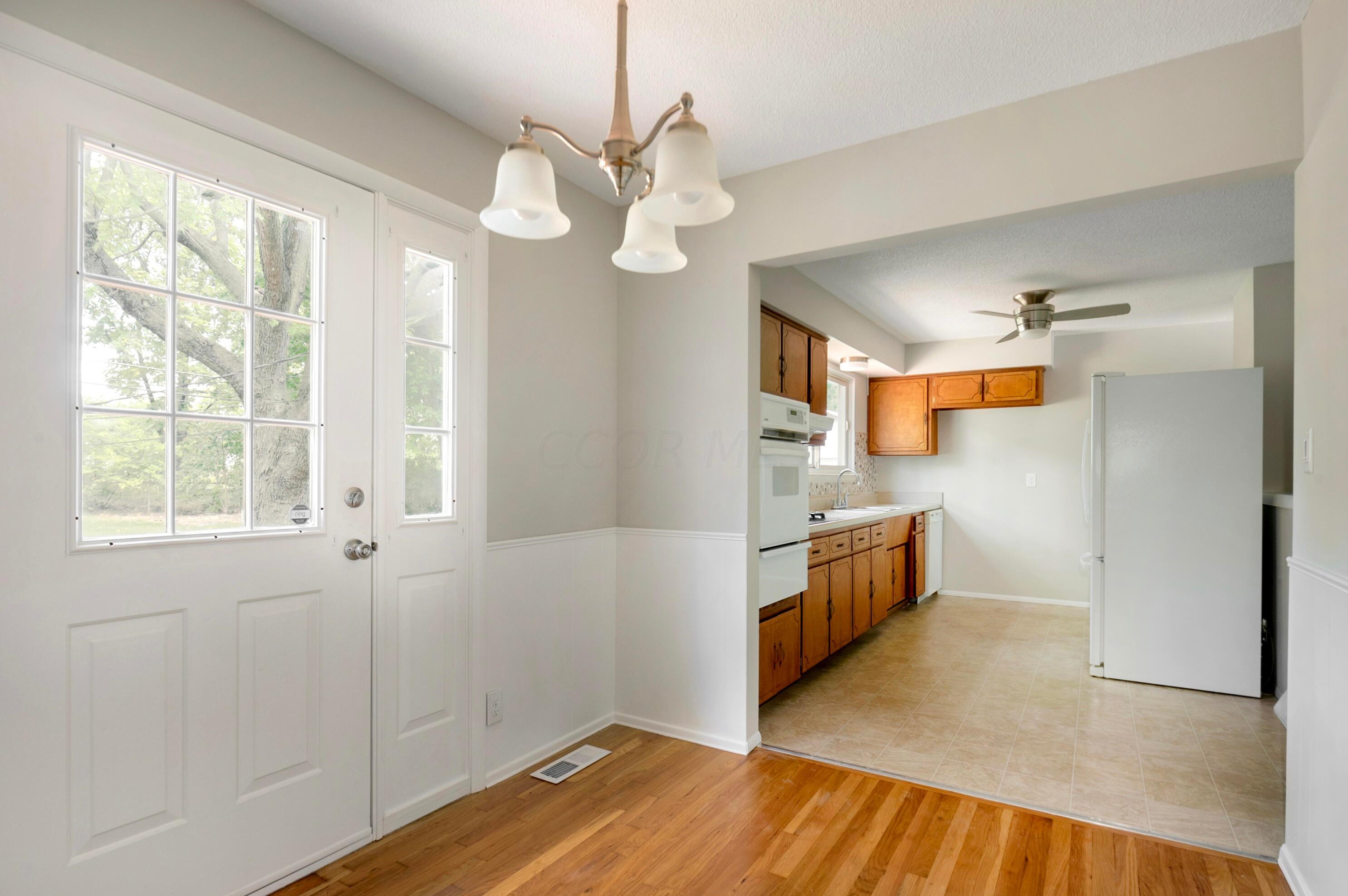 5132 Botsford Dr, Columbus OH 43232-4507 exterior