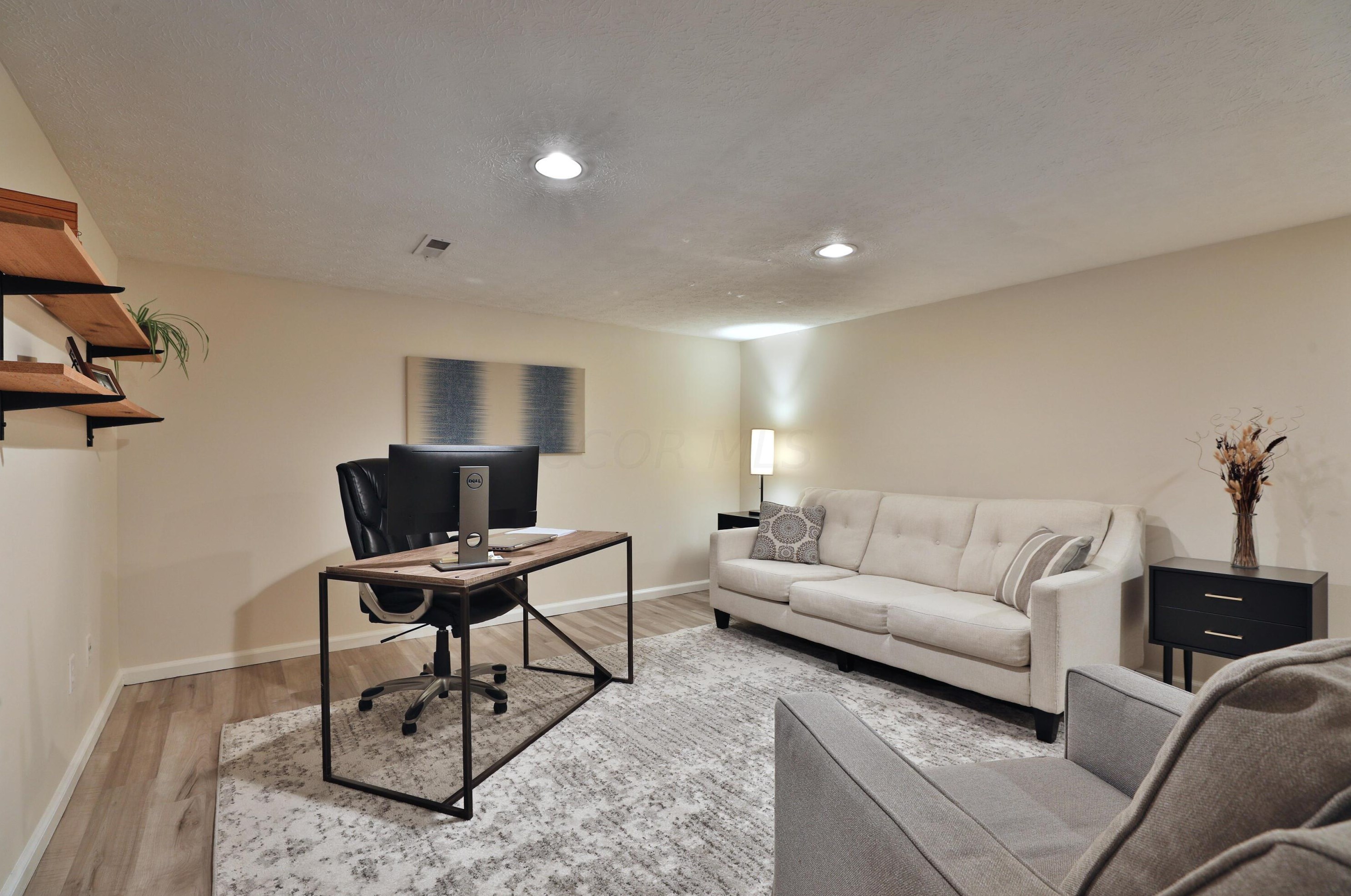 3387 Fishinger Mill Dr, Hilliard OH 43026-9306 exterior