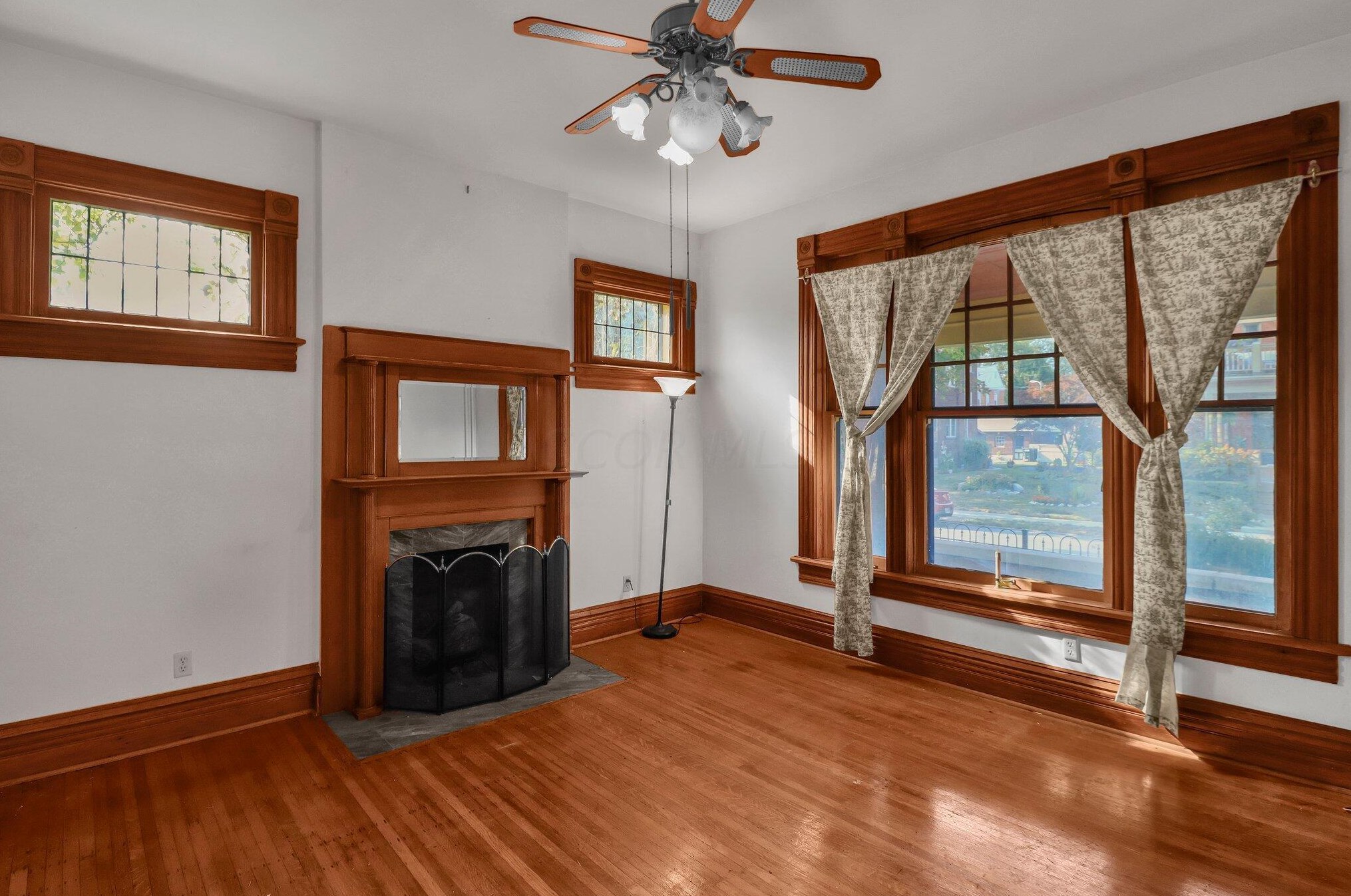 865 Franklin Ave, Columbus OH 43205-1138 exterior