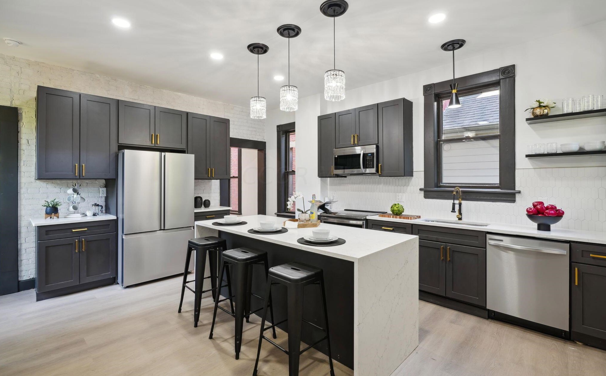 914 Franklin Ave, Columbus OH 43205-1240 exterior