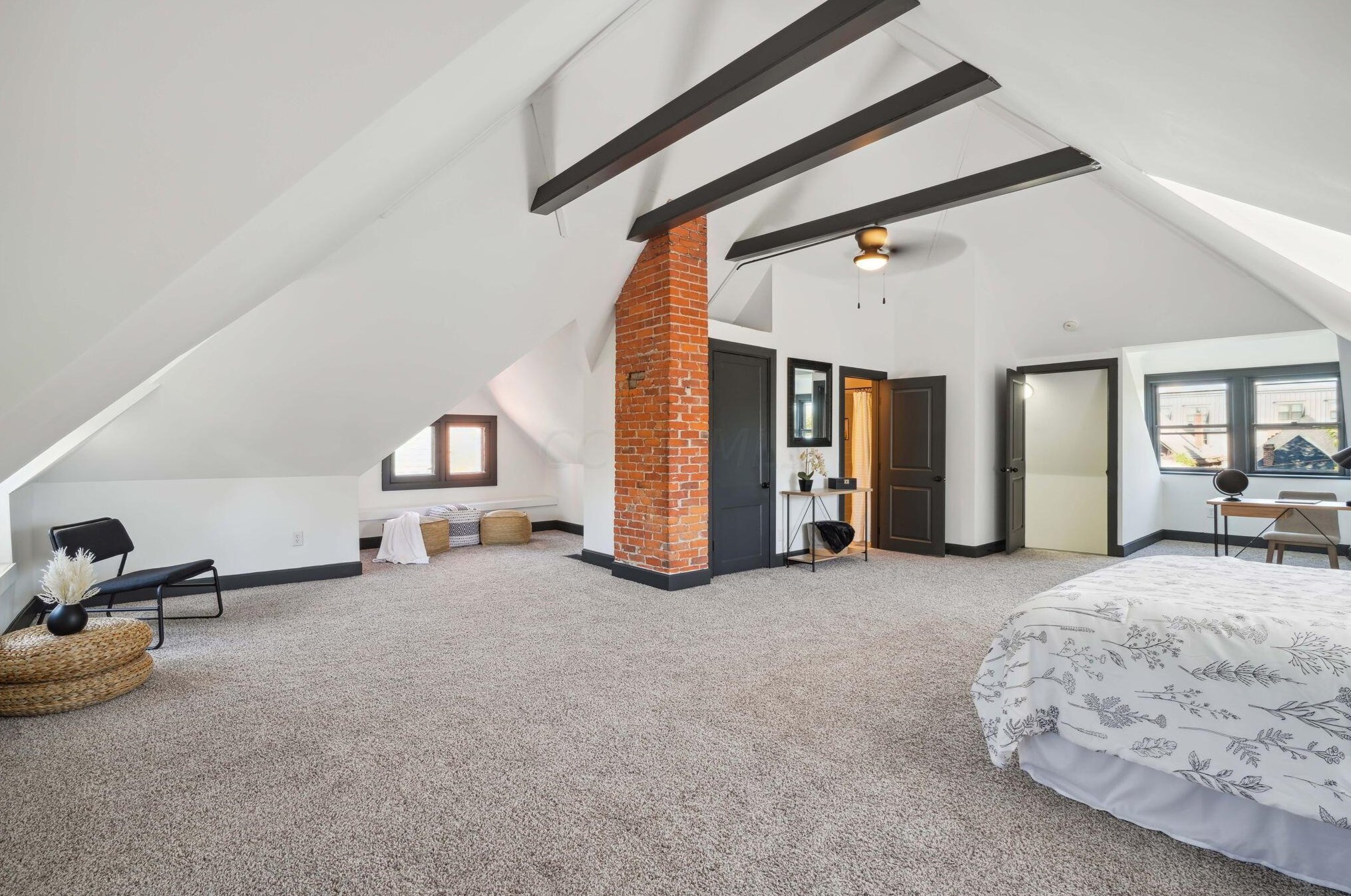 914 Franklin Ave, Columbus OH 43205-1240 exterior