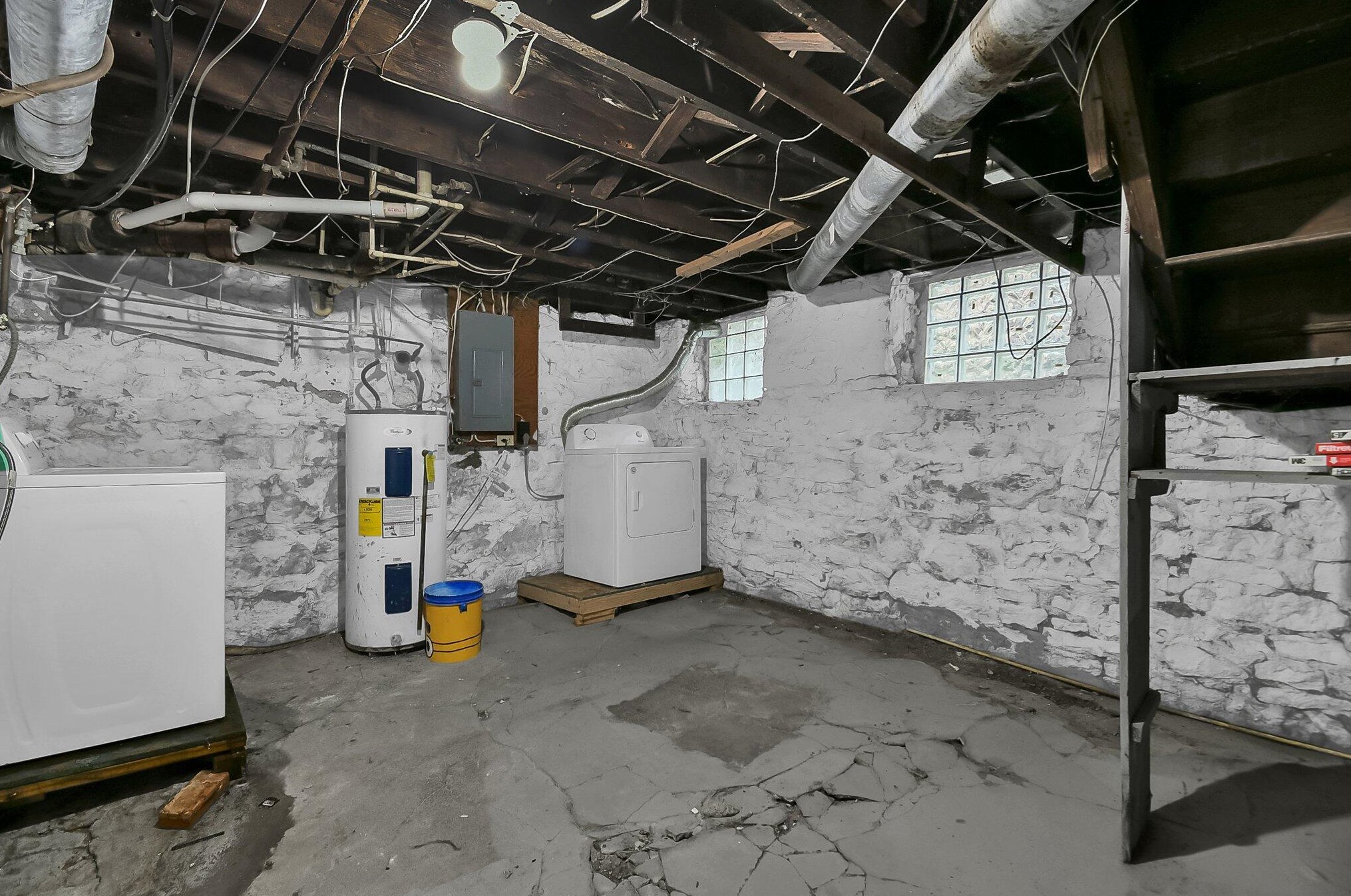 1506 Summit St, Columbus OH  43201-2123 exterior