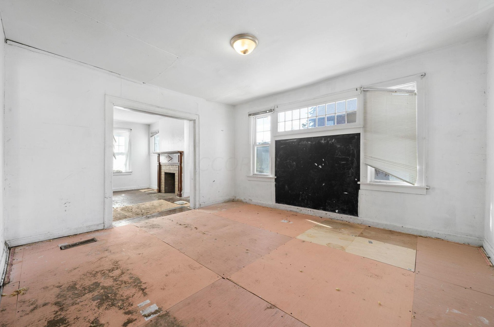 1125 Ohio Ave, Columbus OH 43205-2744 exterior