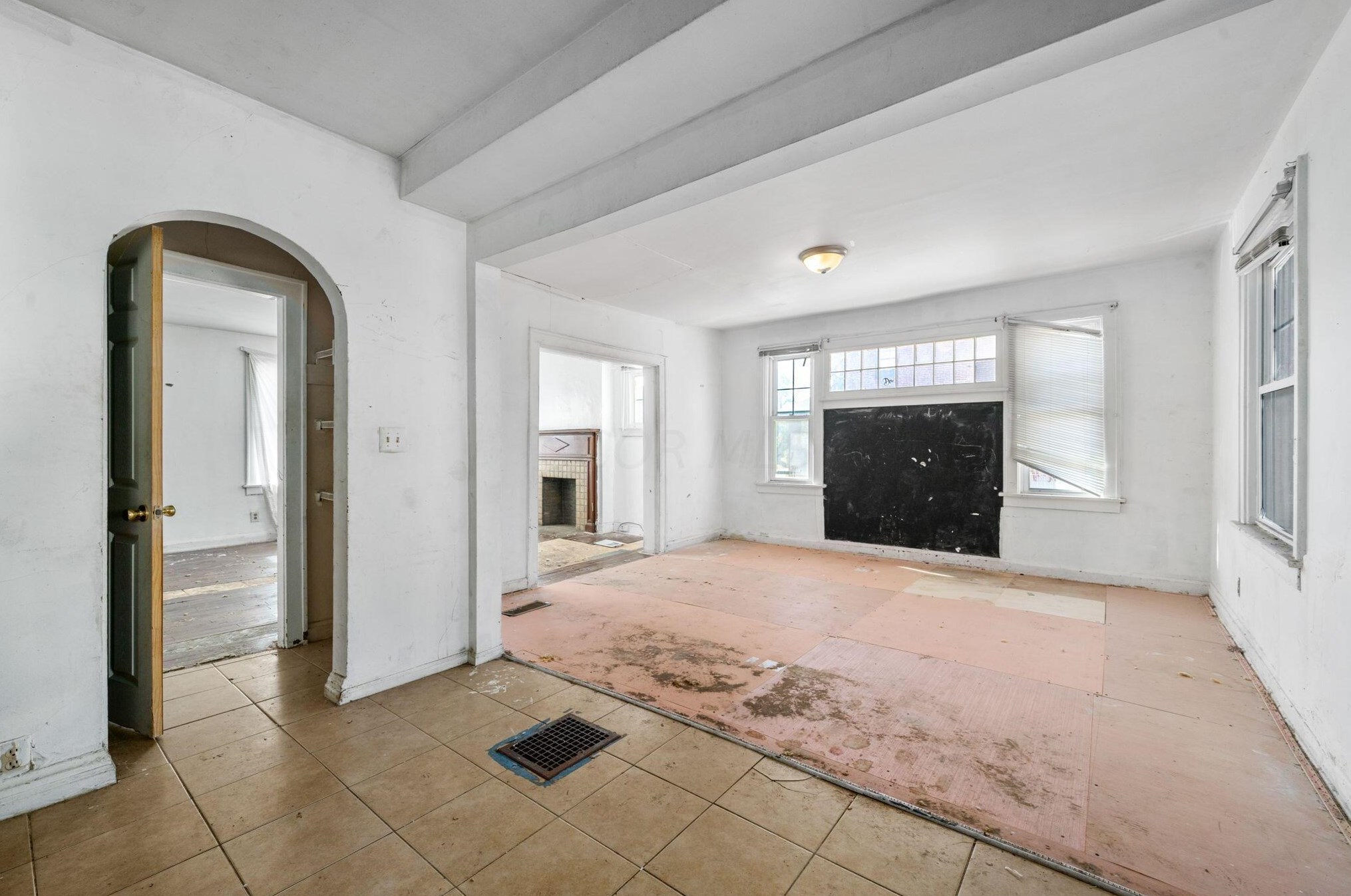 1125 Ohio Ave, Columbus OH 43205-2744 exterior