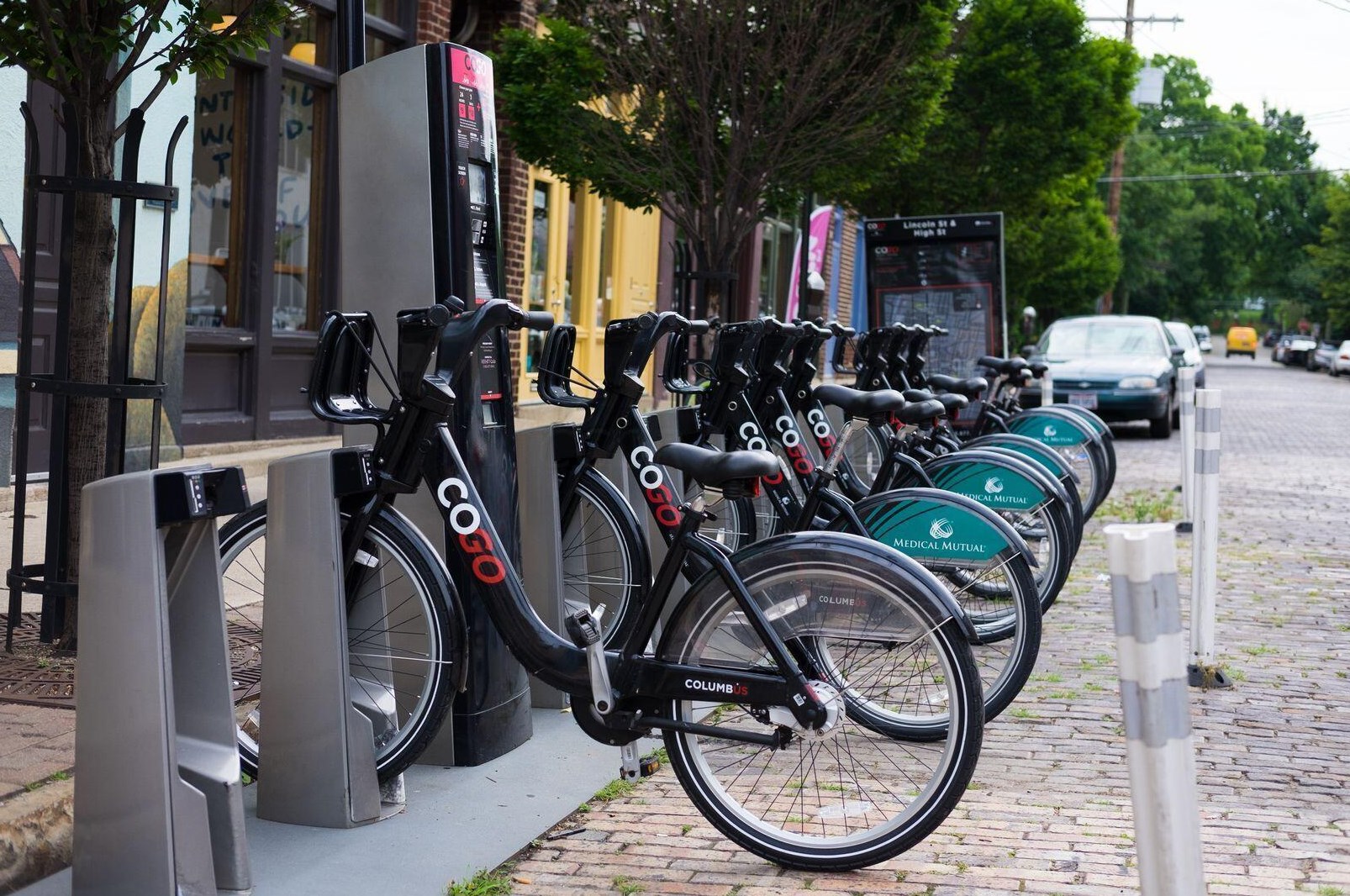 178 1st Ave, Columbus OH 43201-3490 exterior