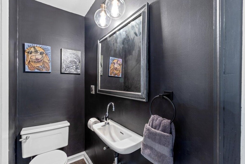 178 1st Ave, Columbus OH 43201-3490 exterior