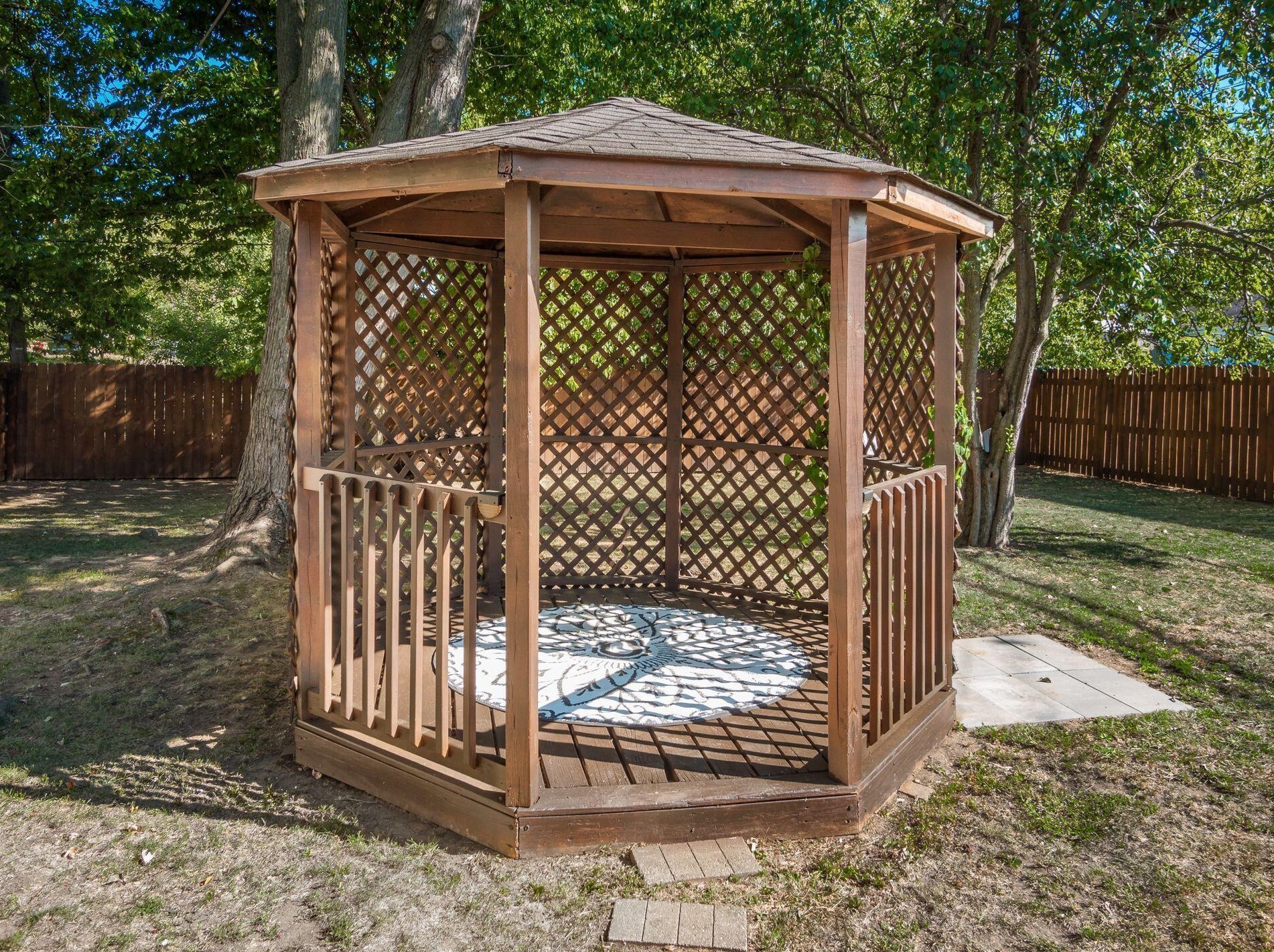 5322 Hbr Blvd, Columbus OH 43232-6228 exterior