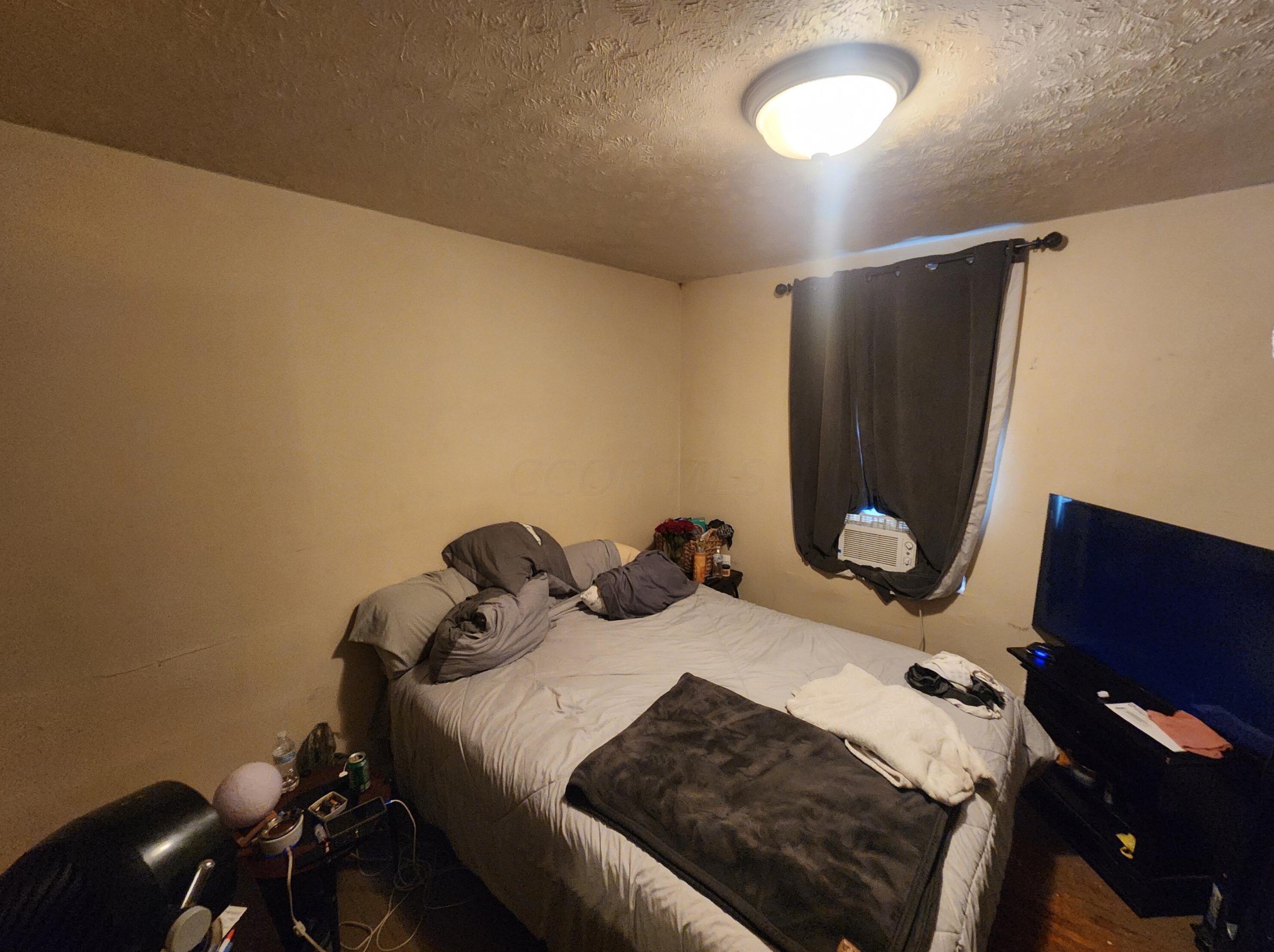 1376 19 Ave, Columbus OH 43201-1720 exterior