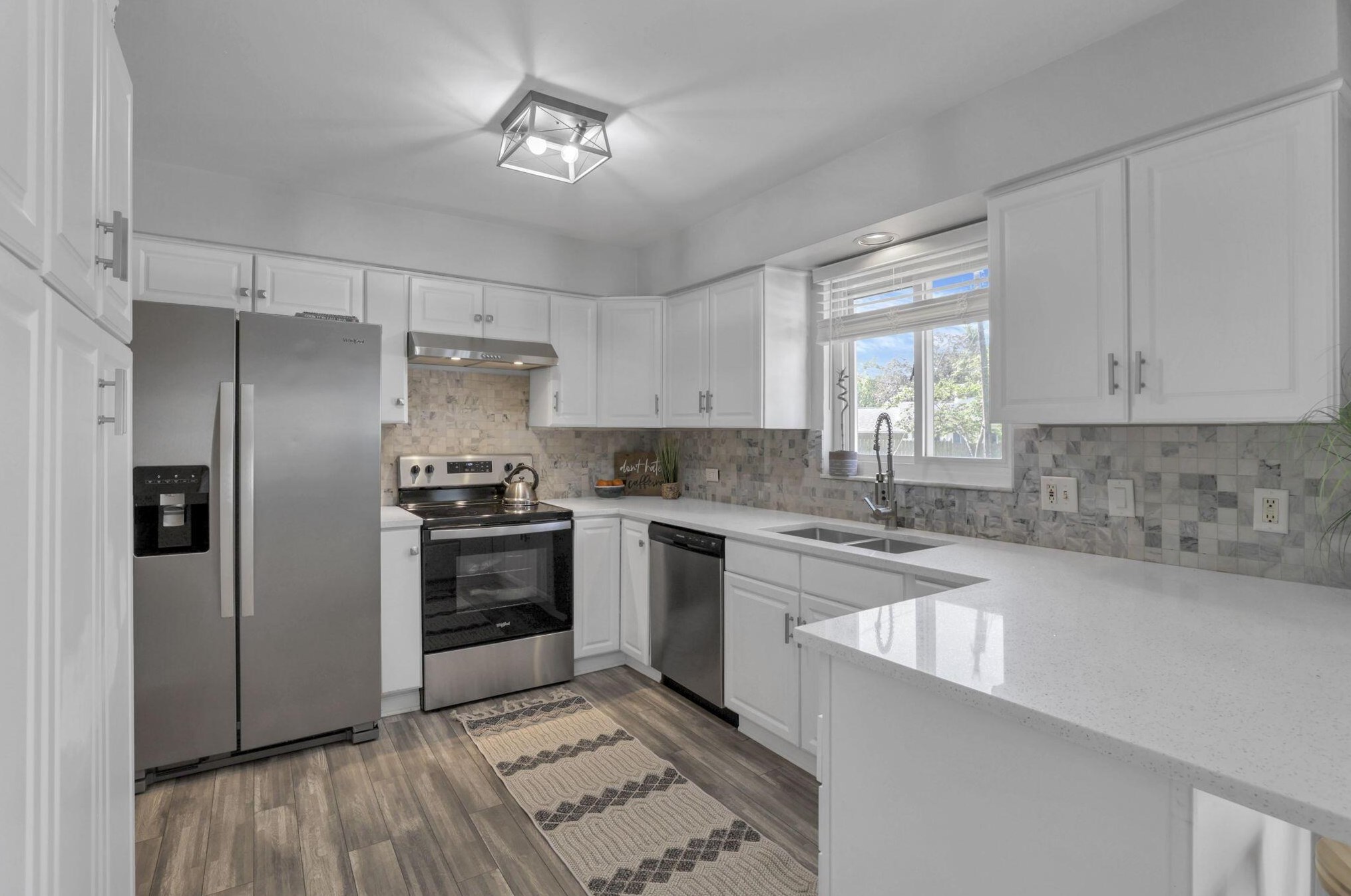 1771 Fishinger Rd, Columbus OH 43221-1351 exterior