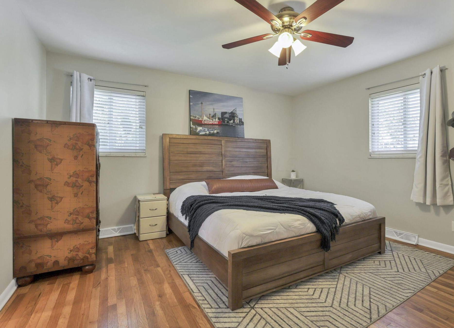 1771 Fishinger Rd, Columbus OH 43221-1351 exterior