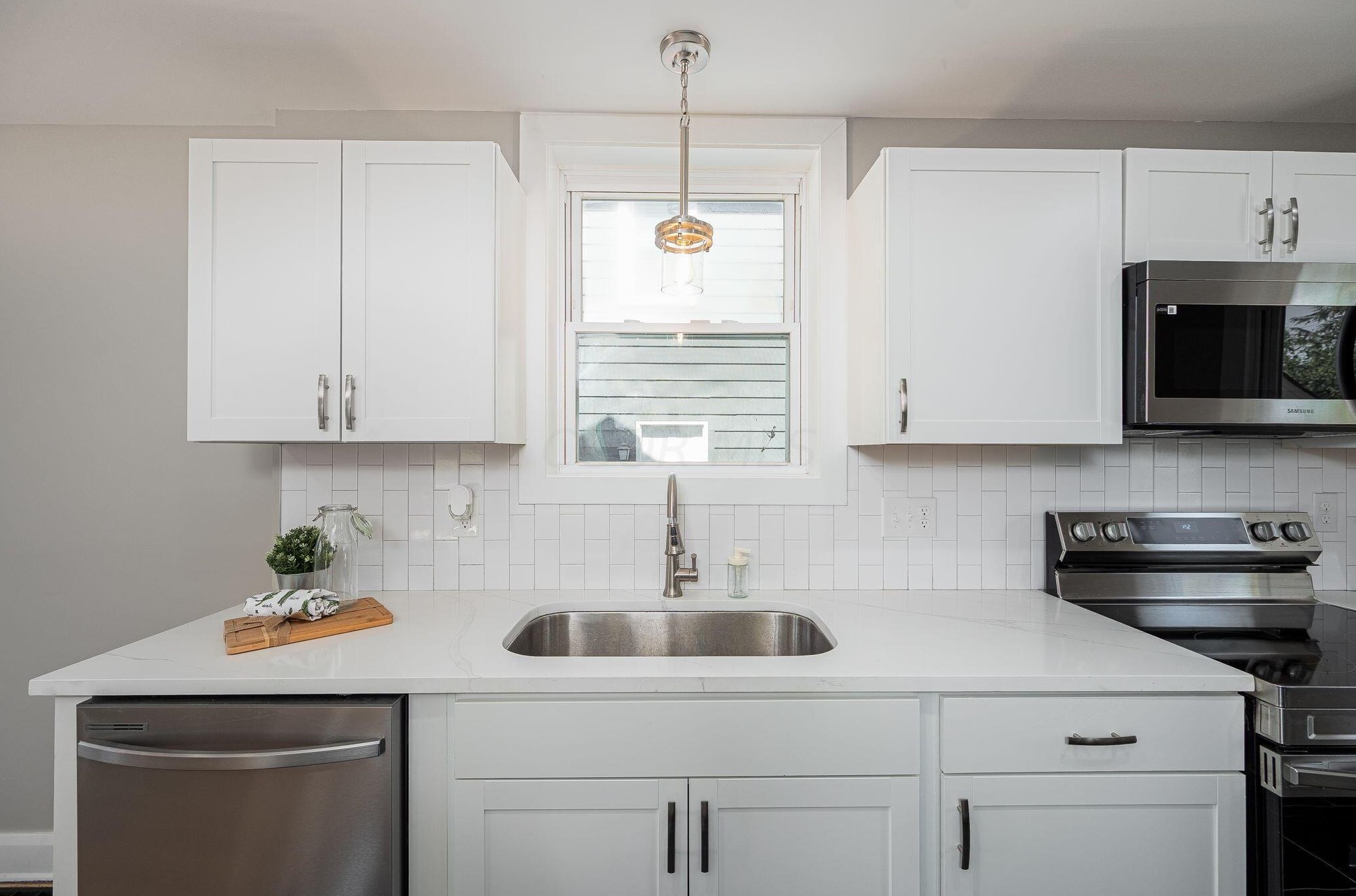 88 Roys Ave, Columbus OH  43204-2633 exterior