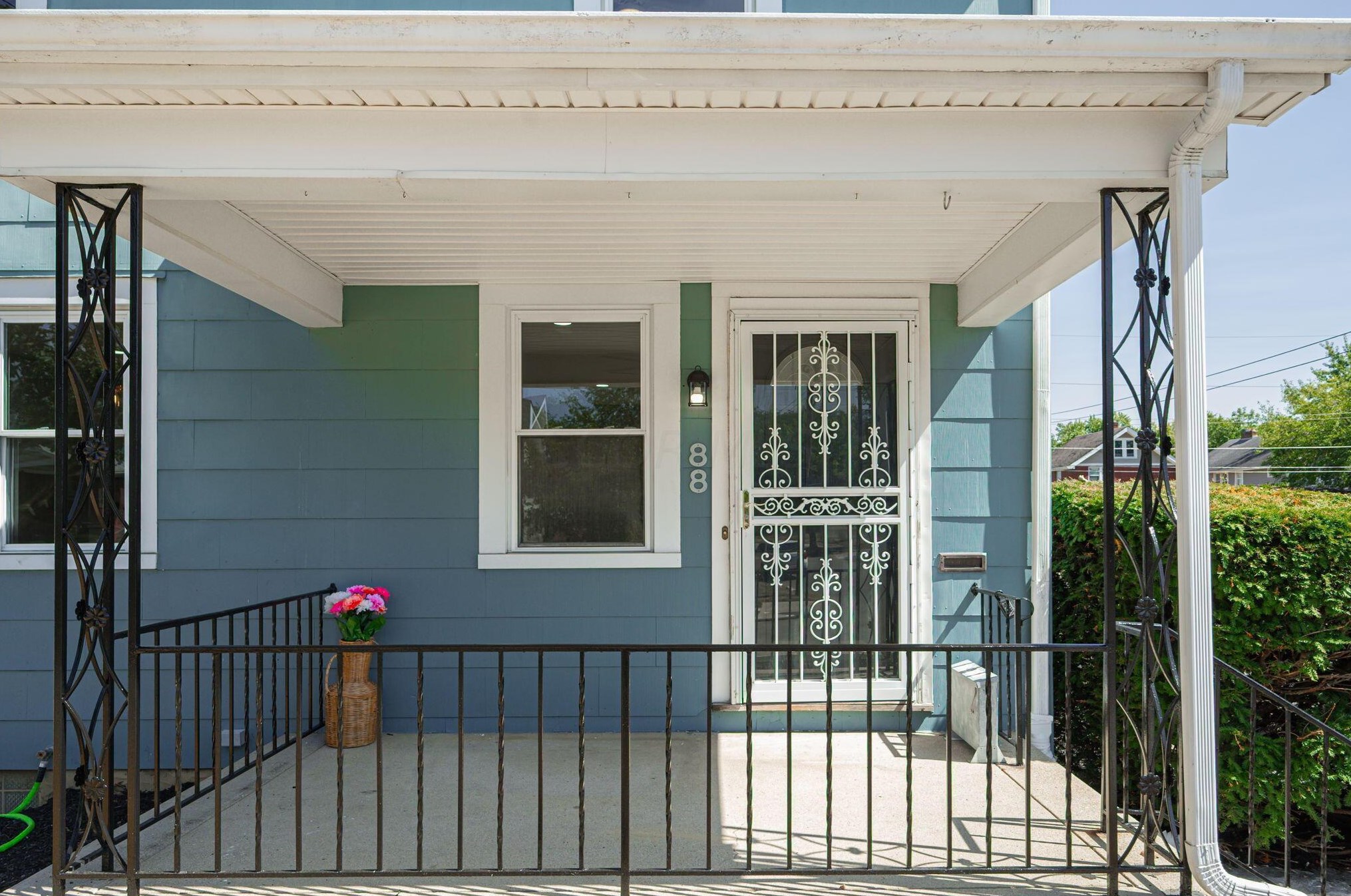 88 Roys Ave, Columbus OH  43204-2633 exterior