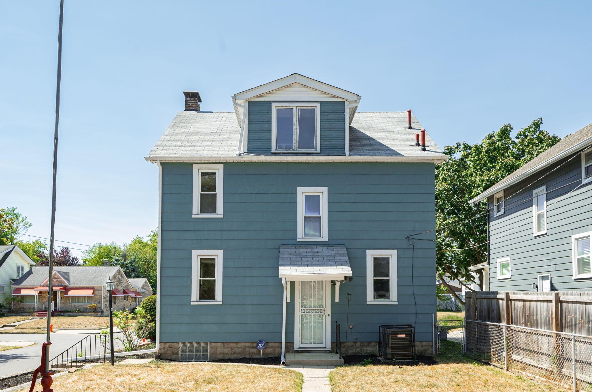 88 Roys Ave, Columbus OH  43204-2633 exterior