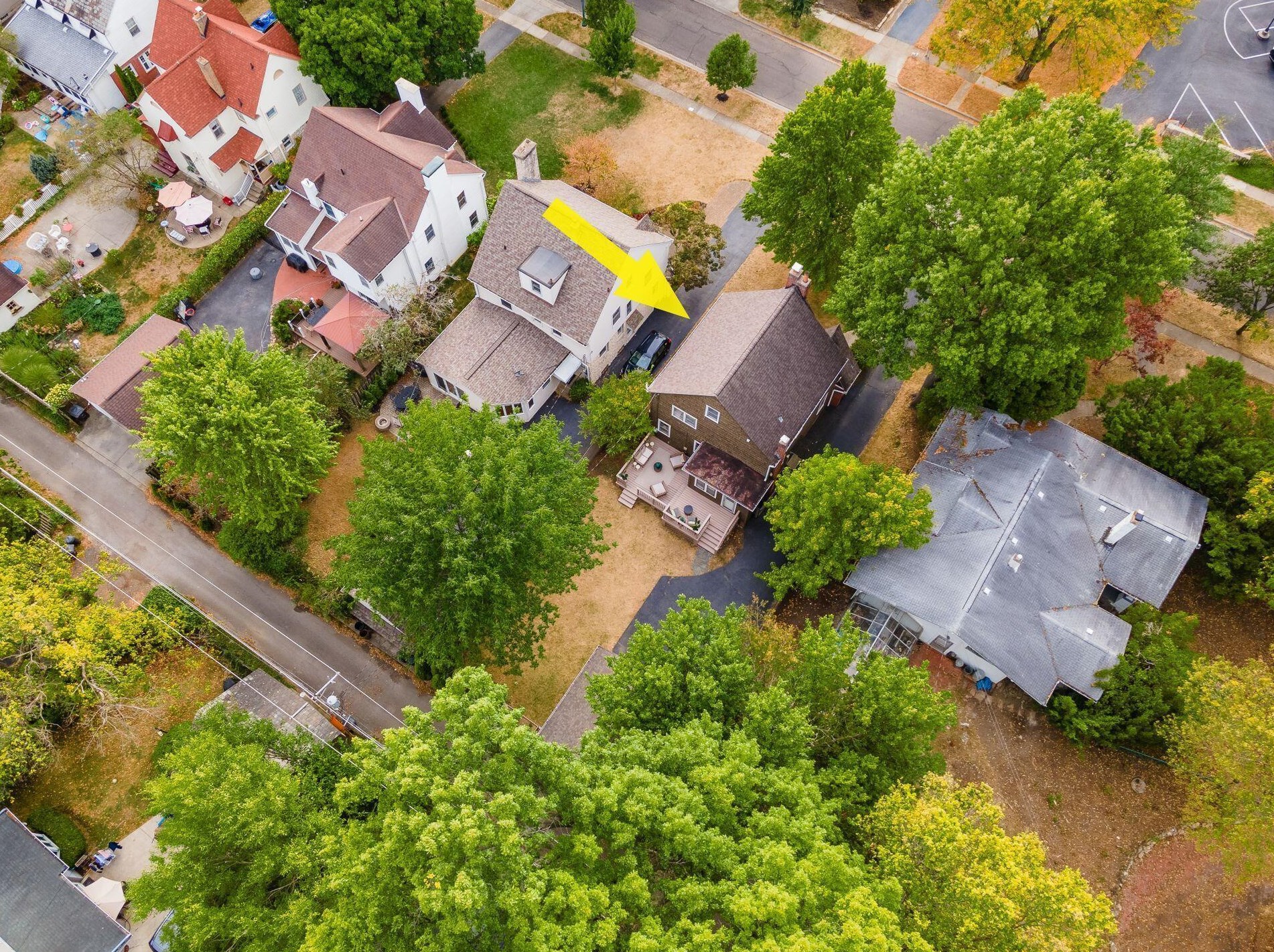 46 Remington Rd, Columbus OH 43209-2458 exterior