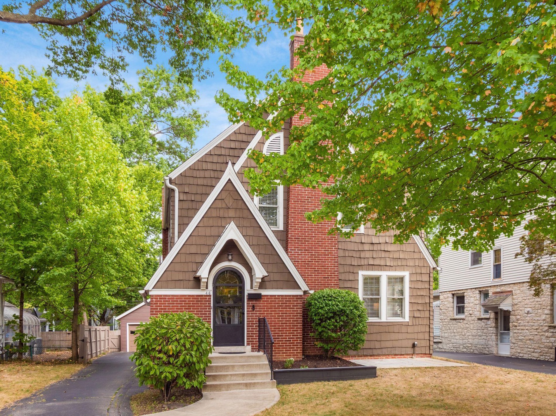 46 Remington Rd, Columbus OH 43209-2458 exterior