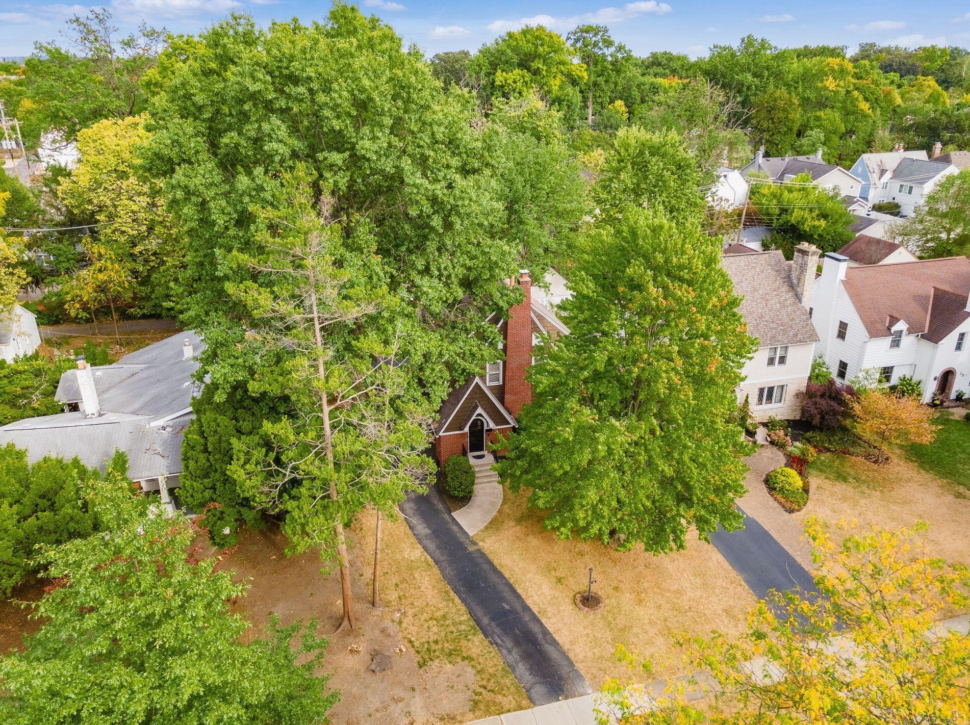 46 Remington Rd, Columbus OH 43209-2458 exterior