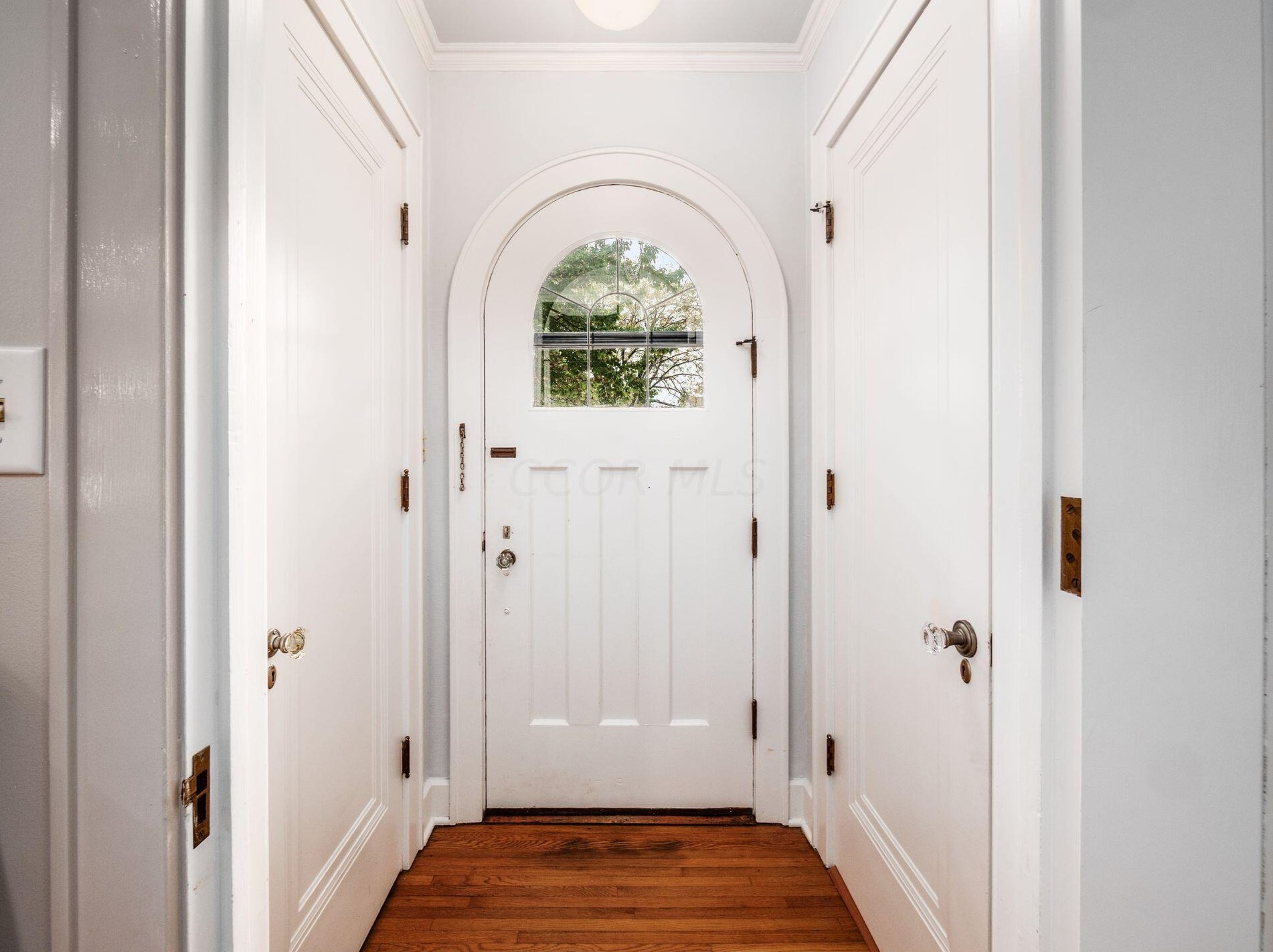 46 Remington Rd, Columbus OH 43209-2458 exterior