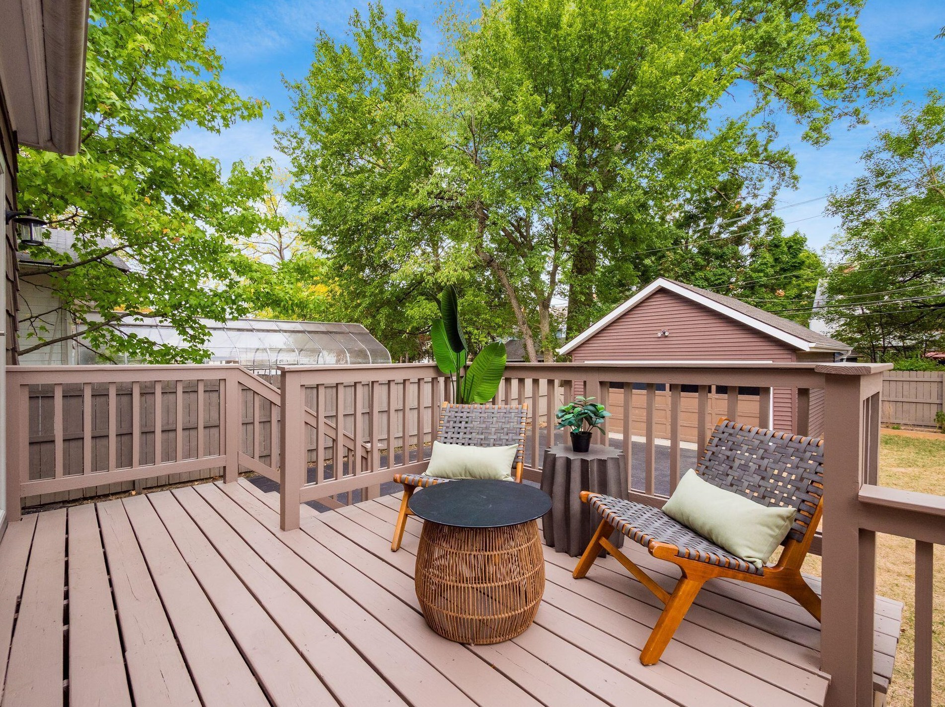 46 Remington Rd, Columbus OH 43209-2458 exterior