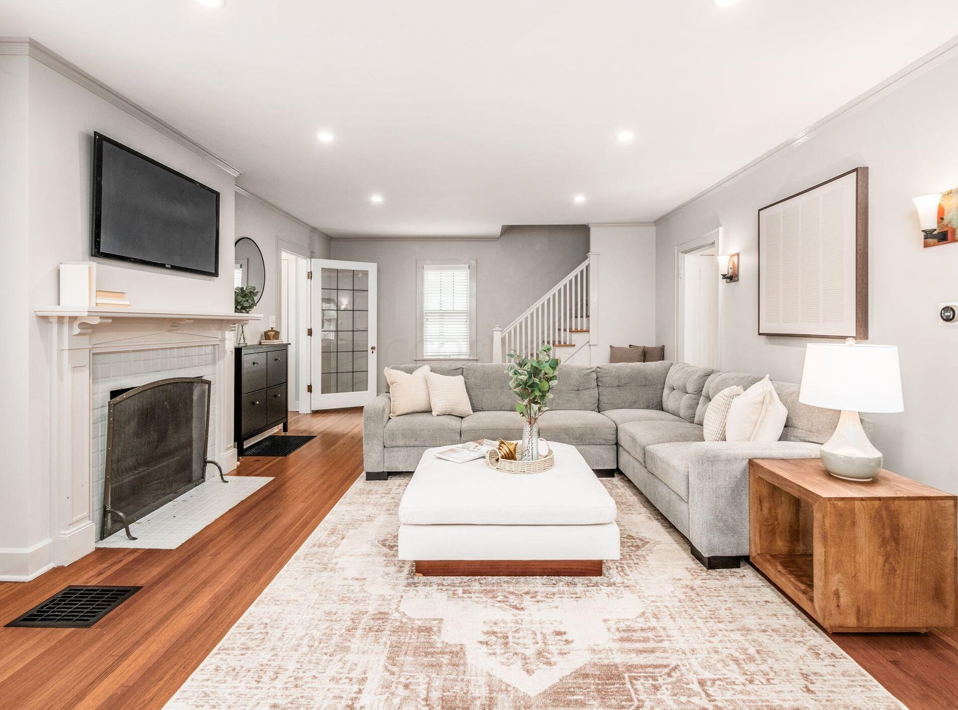 46 Remington Rd, Columbus OH 43209-2458 exterior