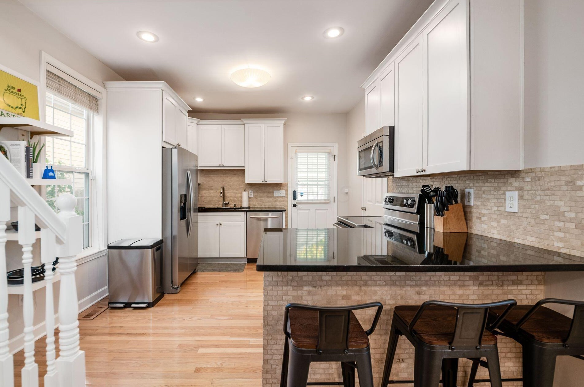 456 1st Ave, Columbus OH 43201-3356 exterior