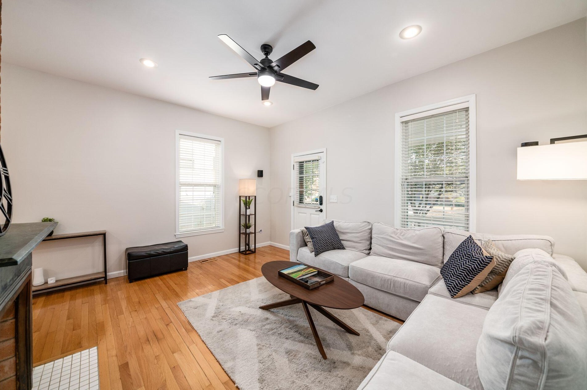 456 1st Ave, Columbus OH 43201-3356 exterior