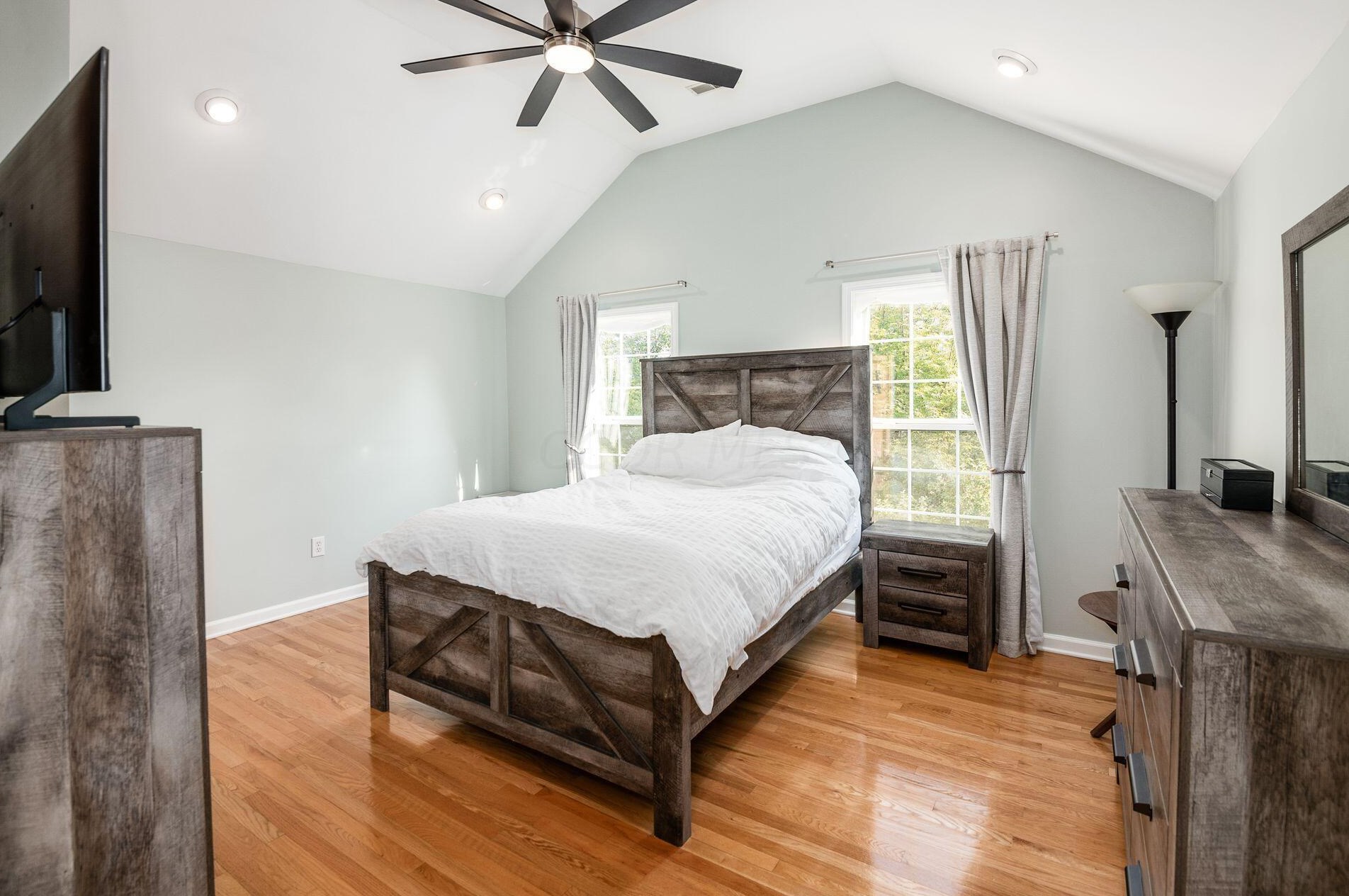 456 1st Ave, Columbus OH 43201-3356 exterior